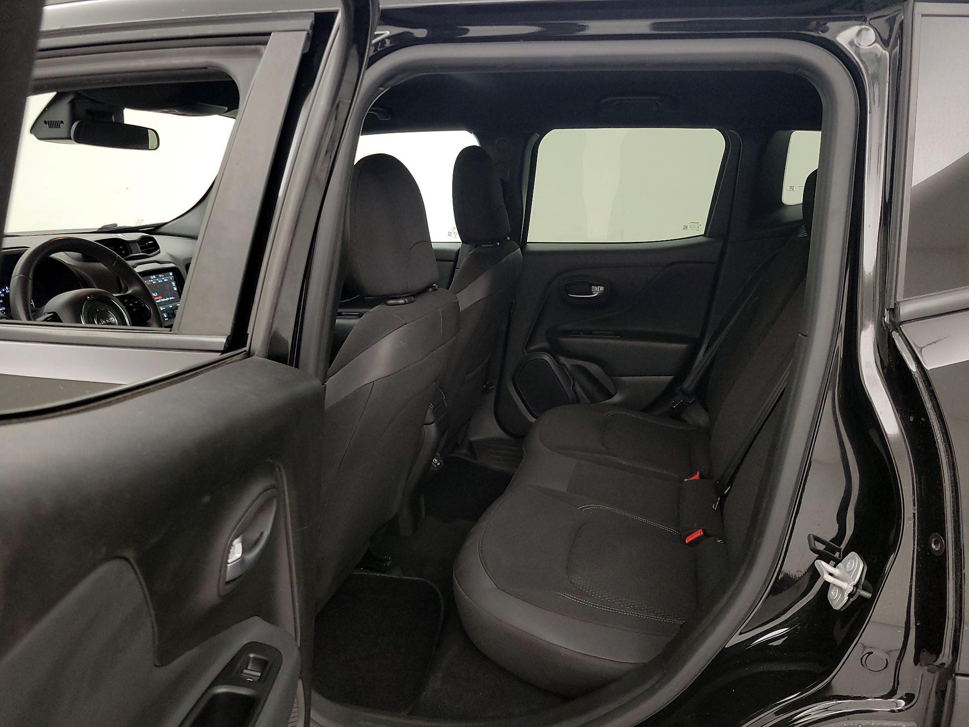 Thumbnail: 2022 Jeep Renegade - 20