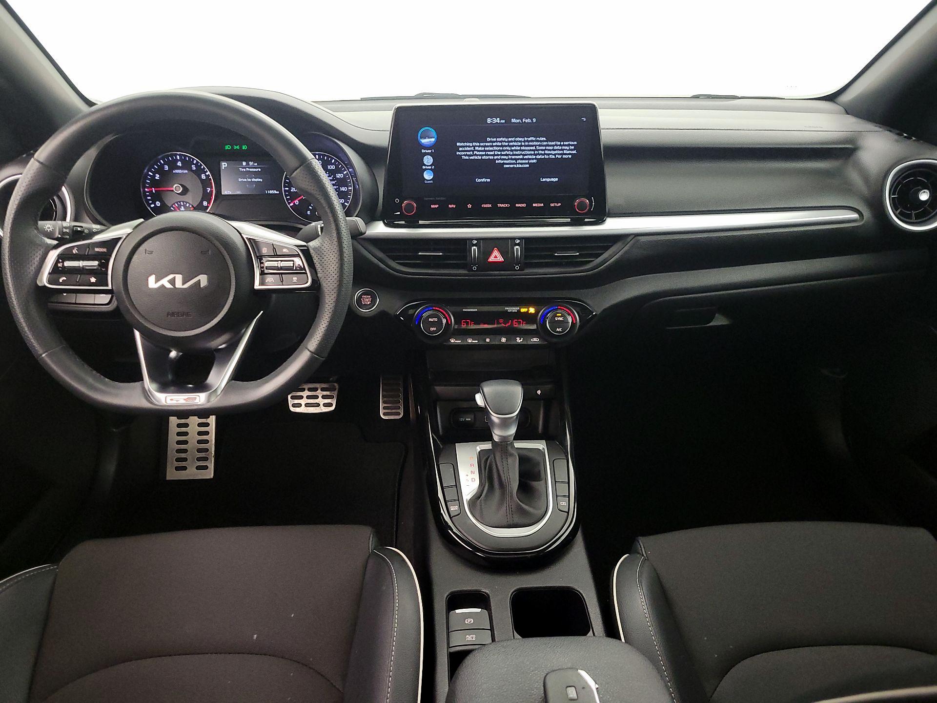 Thumbnail: 2024 Kia Forte - 9