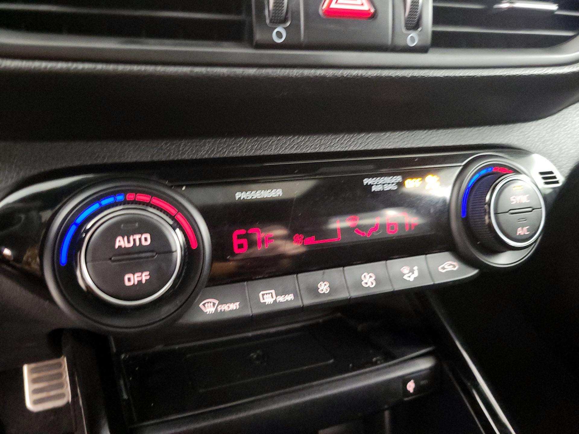 Thumbnail: 2024 Kia Forte - 17