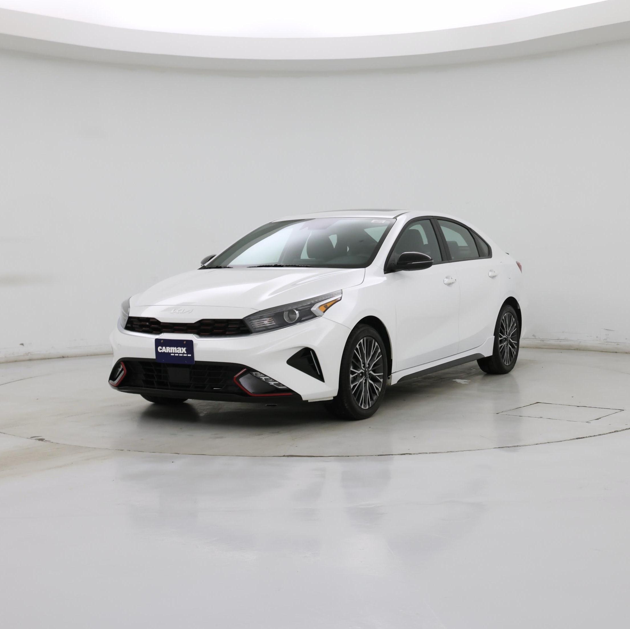 Thumbnail: 2024 Kia Forte - 4