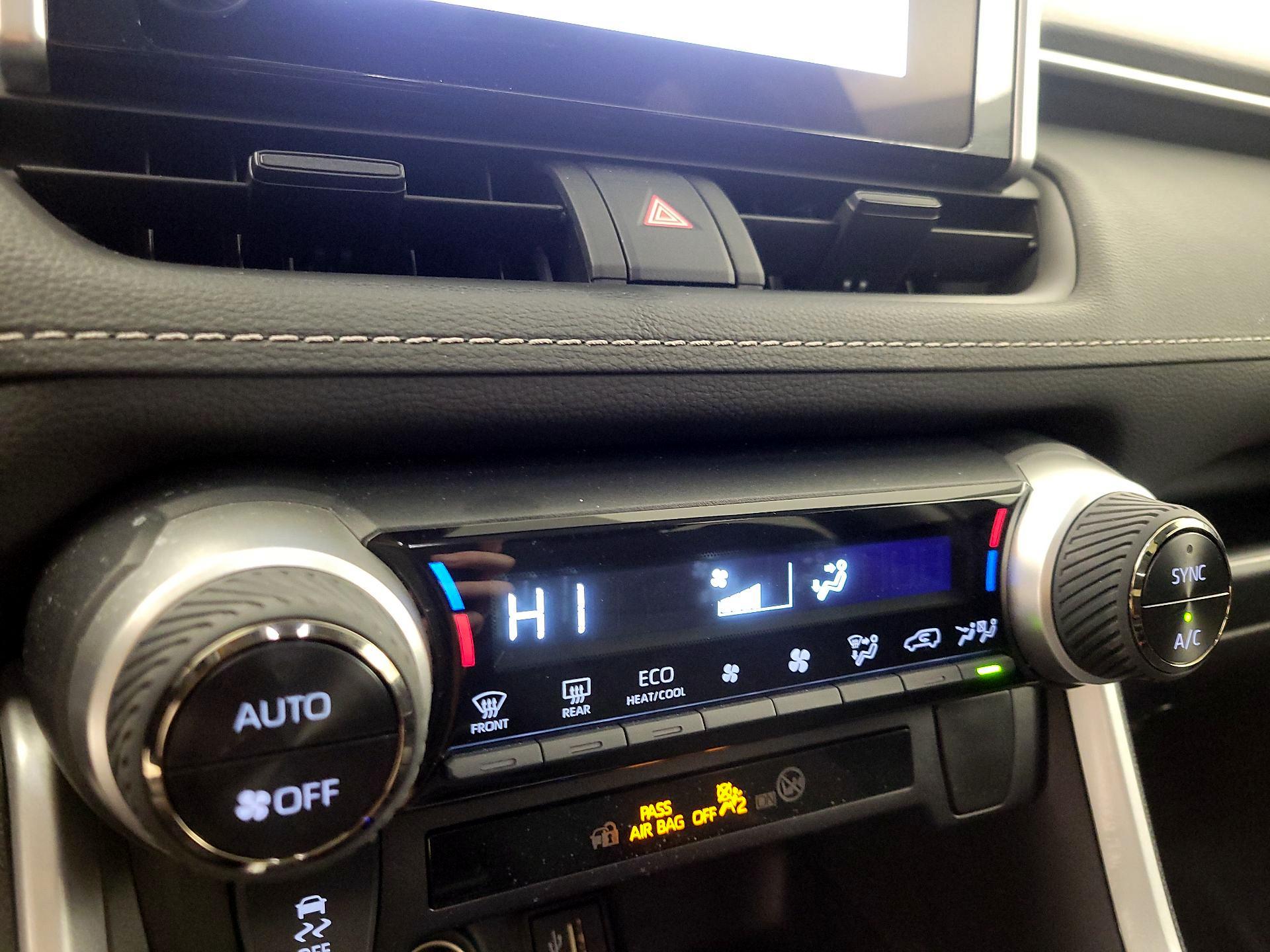 Thumbnail: 2024 Toyota RAV4 - 16