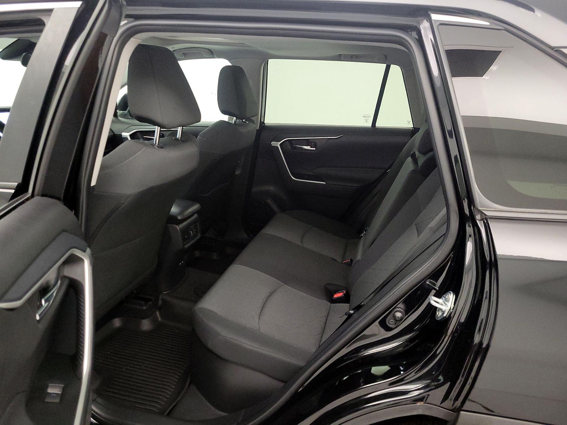 Thumbnail: 2024 Toyota RAV4 - 20