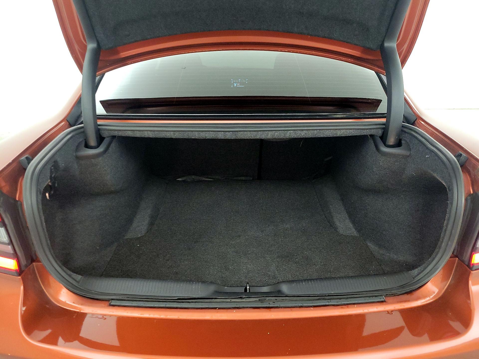 Thumbnail: 2021 Dodge Charger - 19