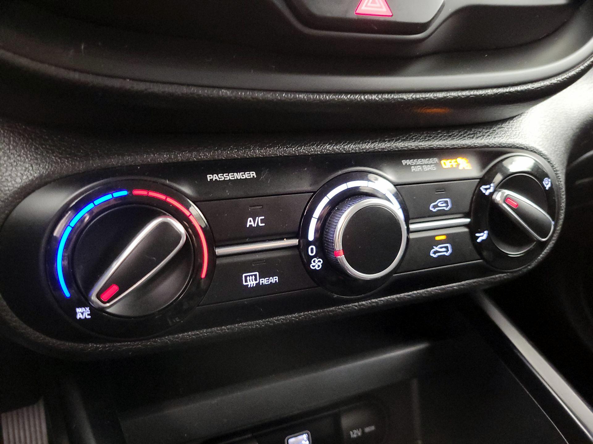 Thumbnail: 2023 Kia Soul - 16