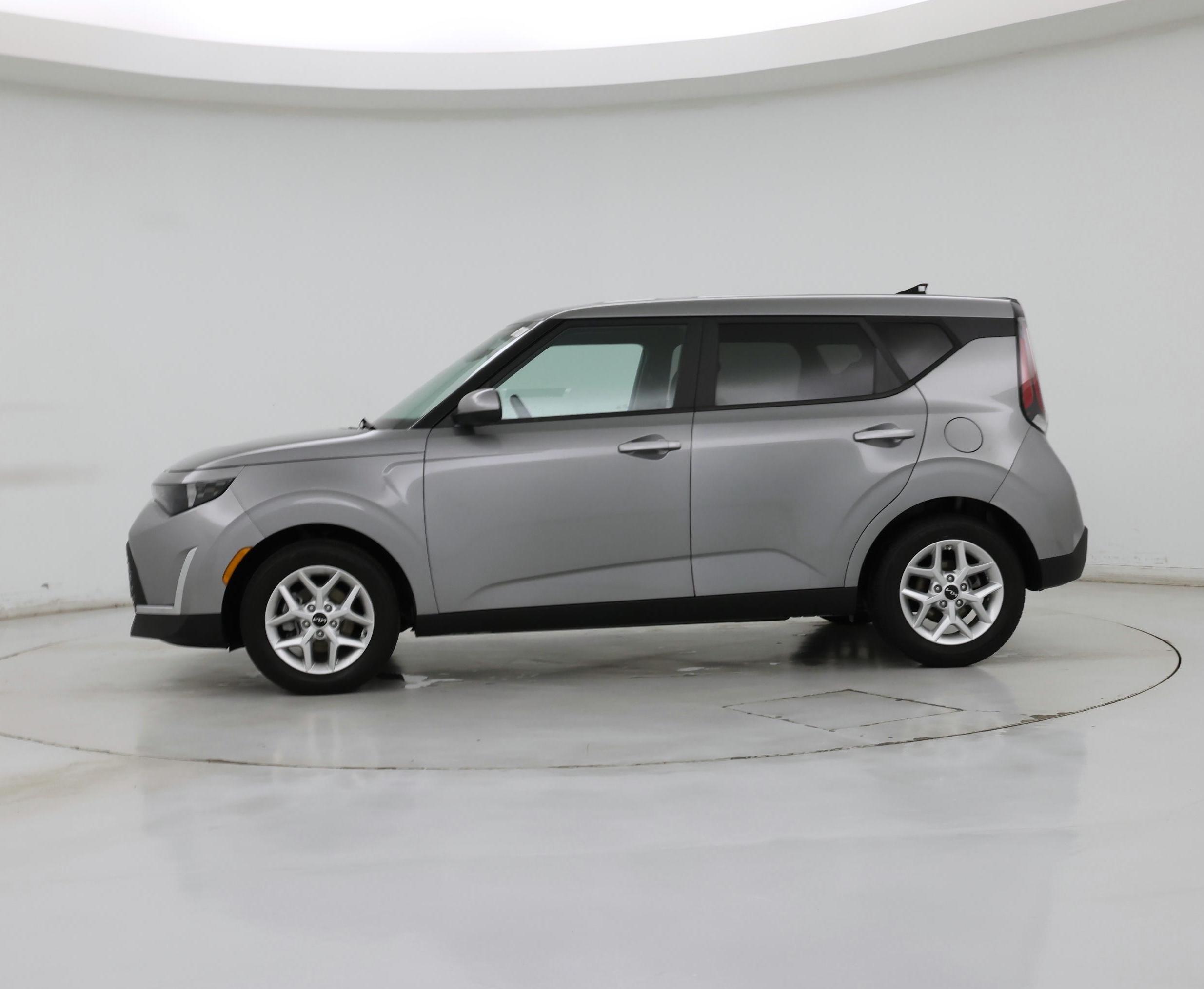 Thumbnail: 2023 Kia Soul - 3