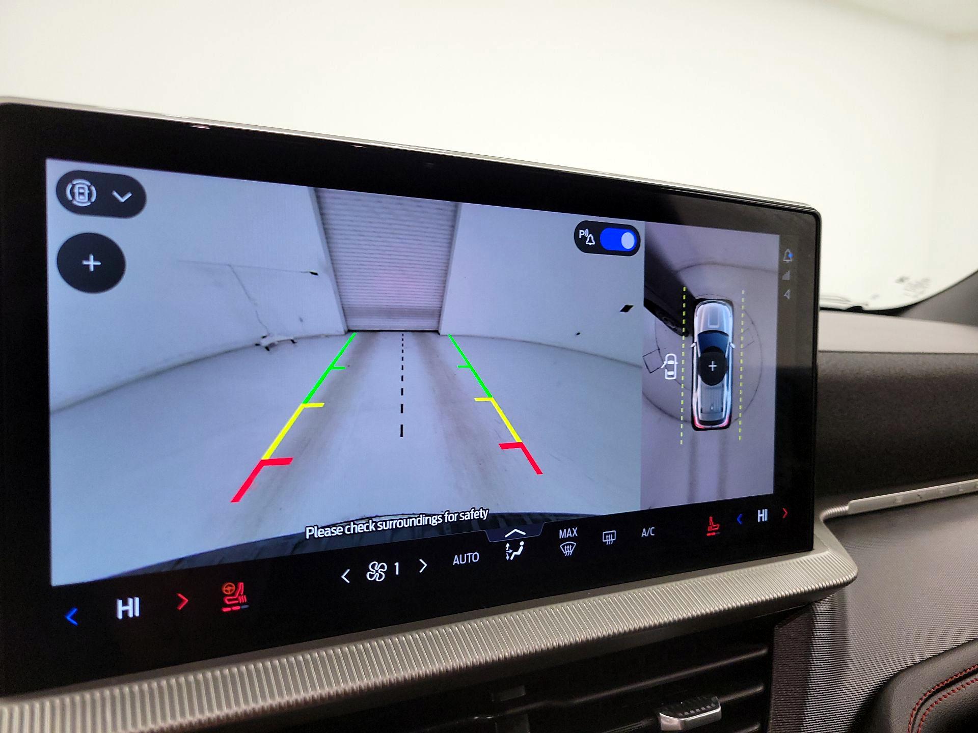 Thumbnail: 2025 Ford Explorer - 15