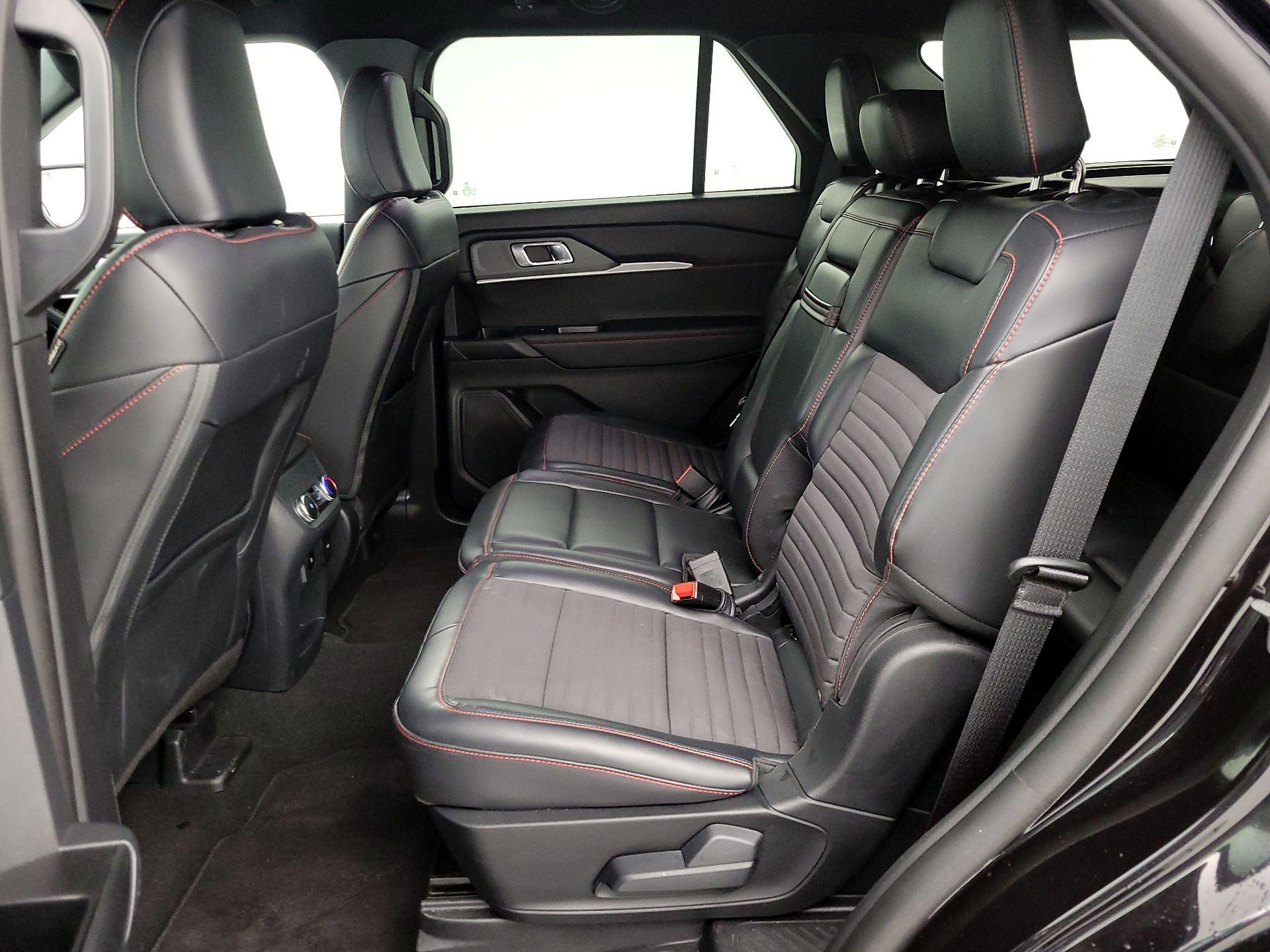 Thumbnail: 2025 Ford Explorer - 20