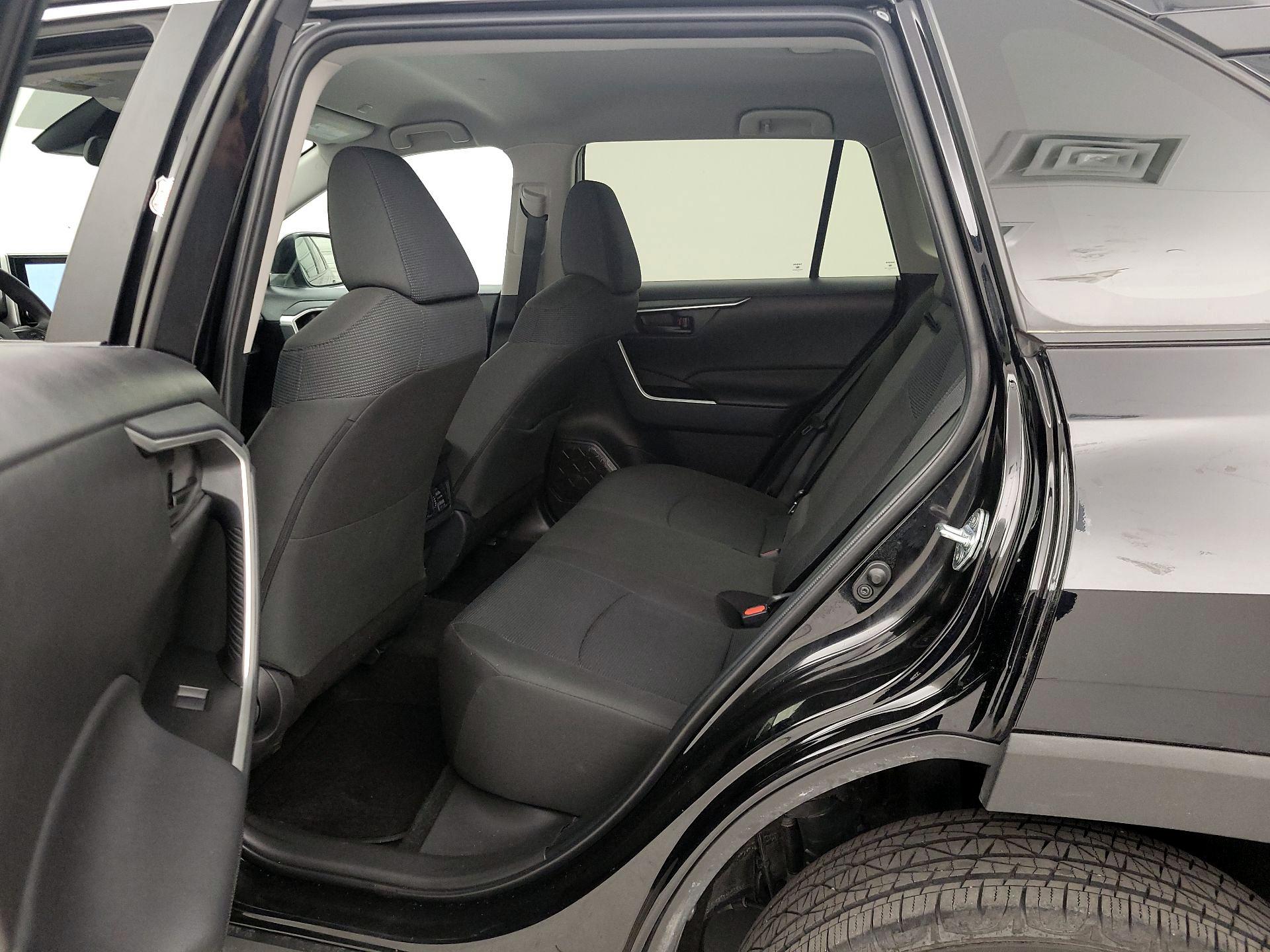 Thumbnail: 2025 Toyota RAV4 - 19