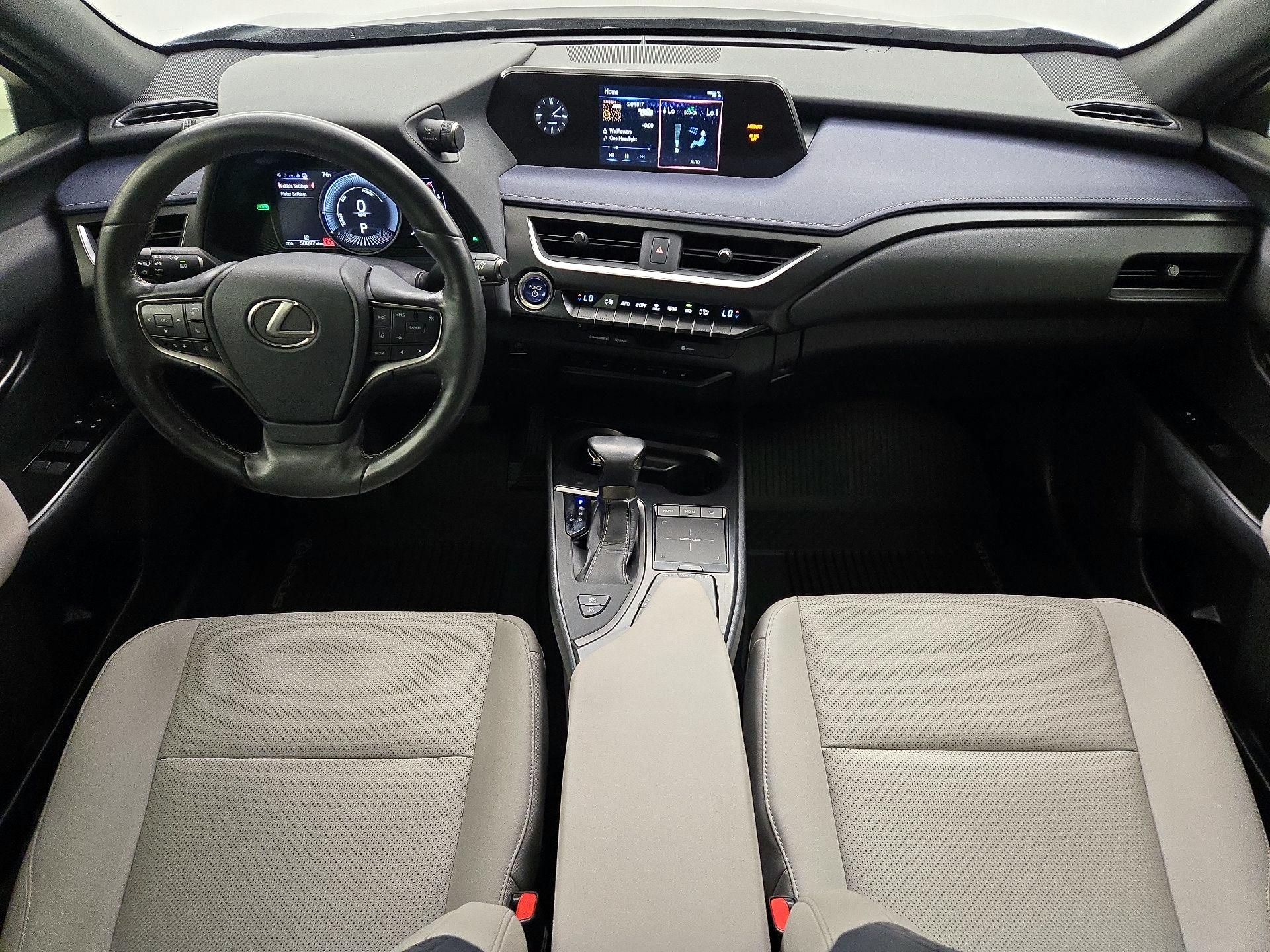 Thumbnail: 2019 Lexus UX - 9