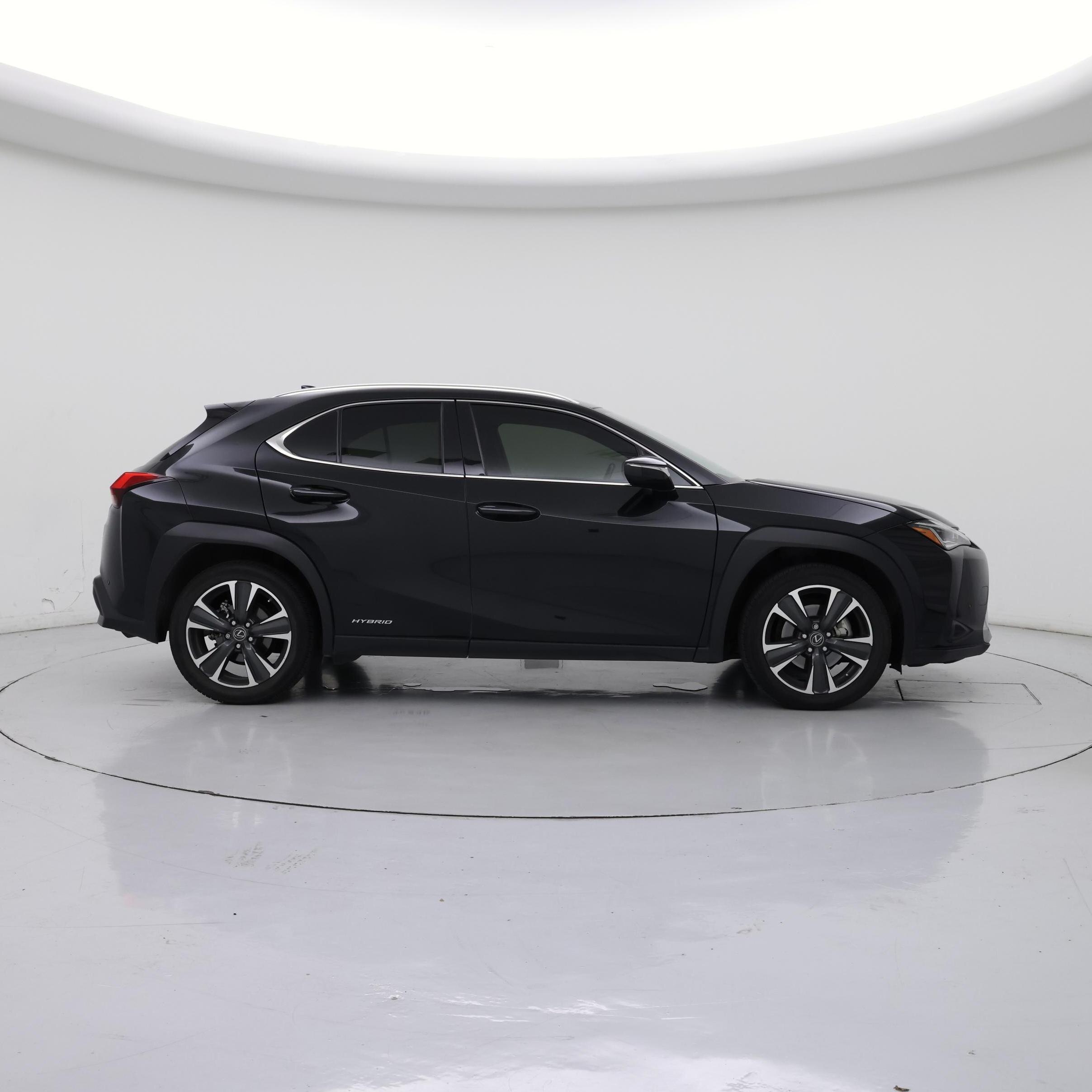 Thumbnail: 2019 Lexus UX - 7