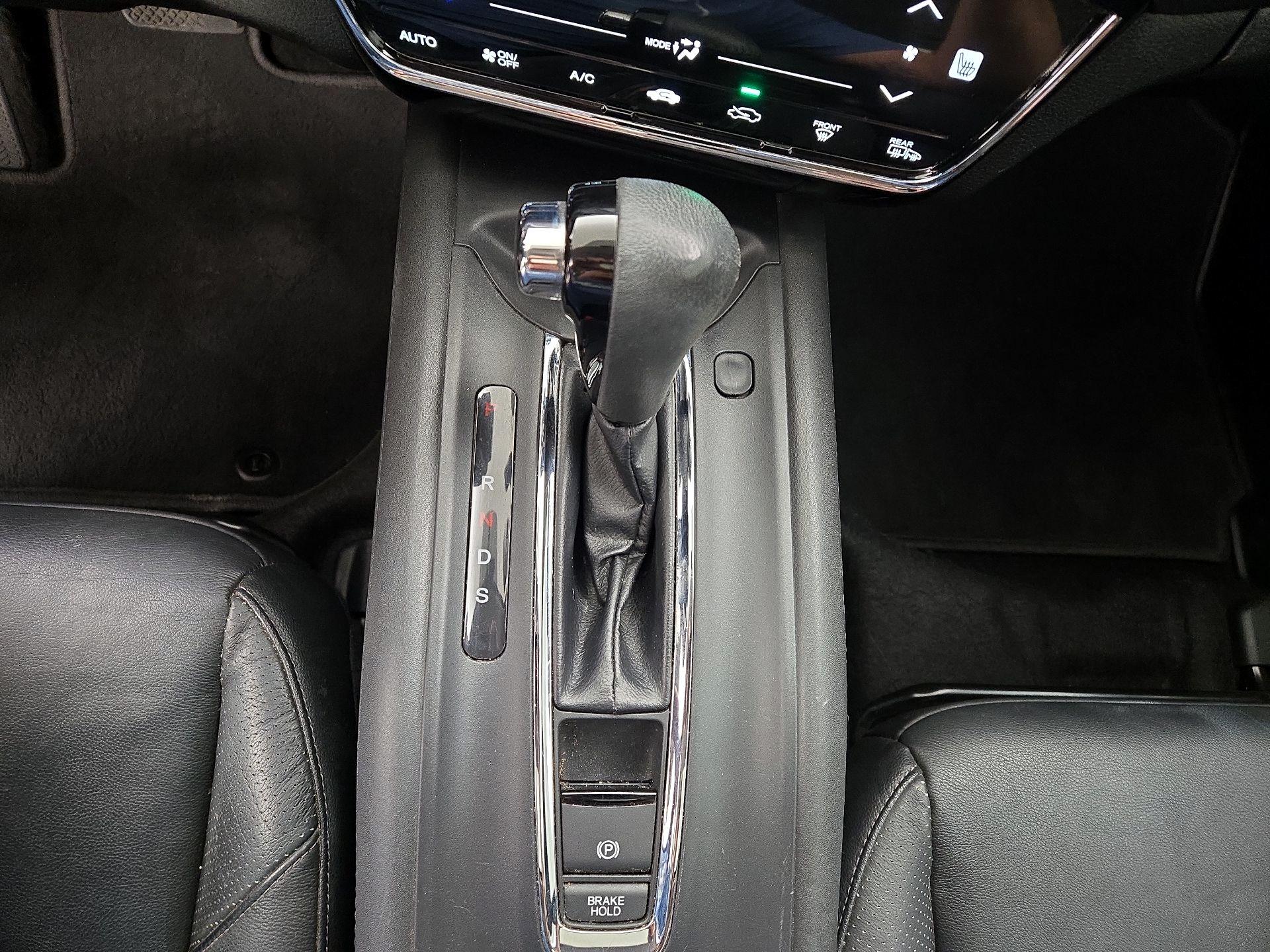 Thumbnail: 2017 Honda HR-V - 17