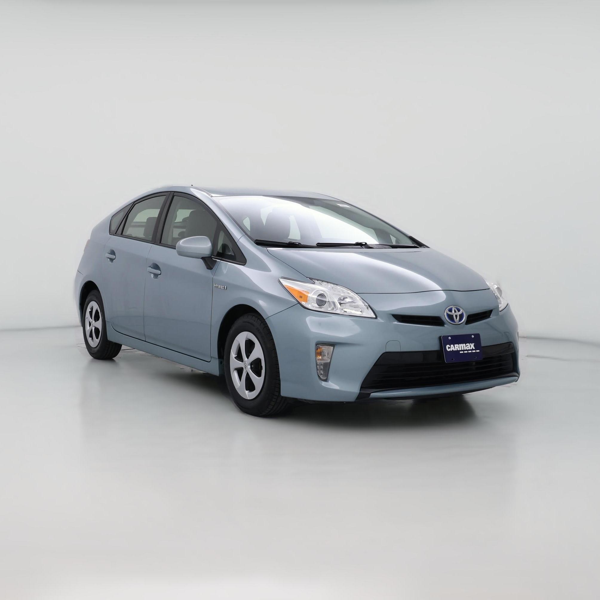 Thumbnail: 2015 Toyota Prius - 1