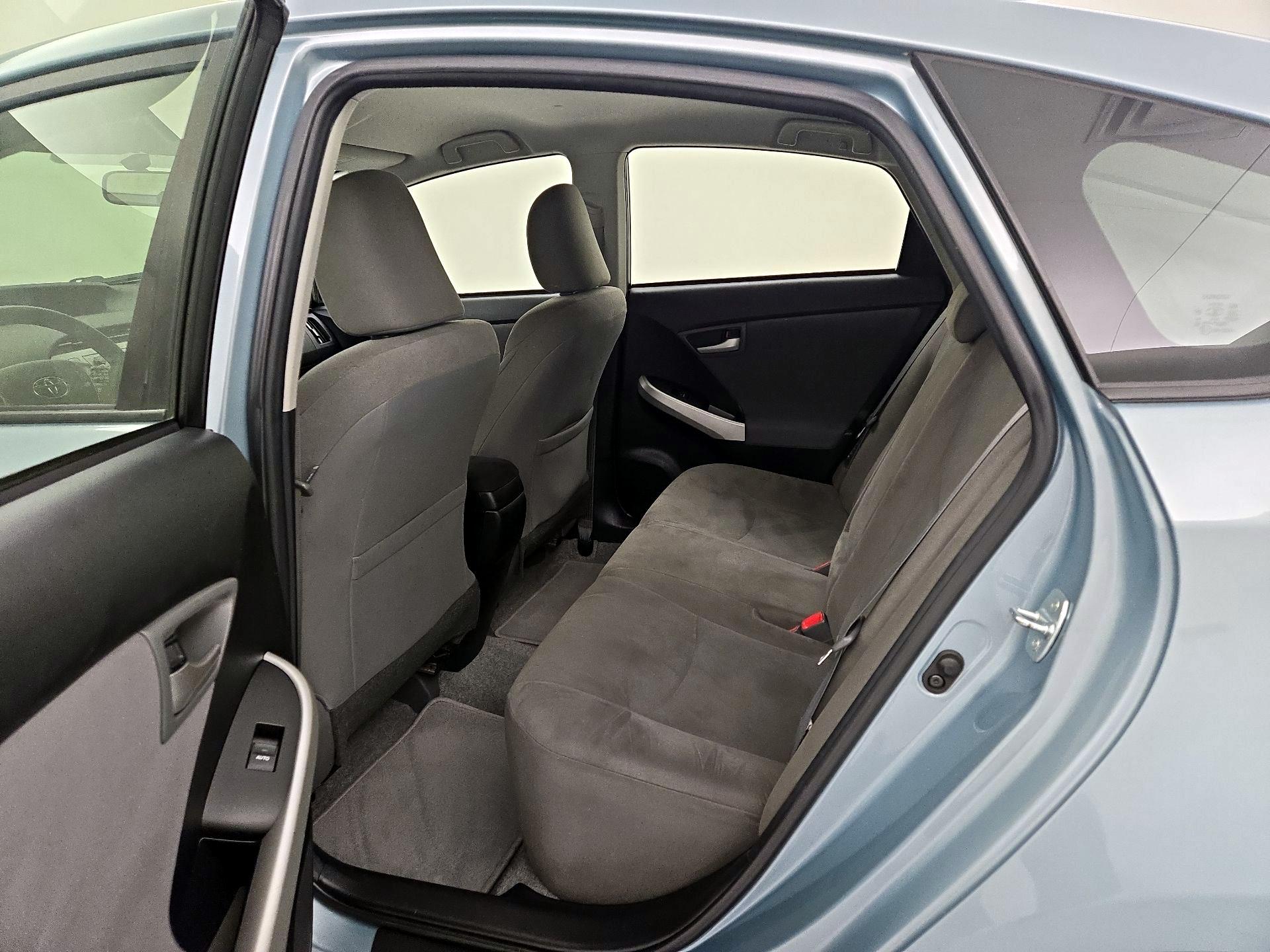 Thumbnail: 2015 Toyota Prius - 19