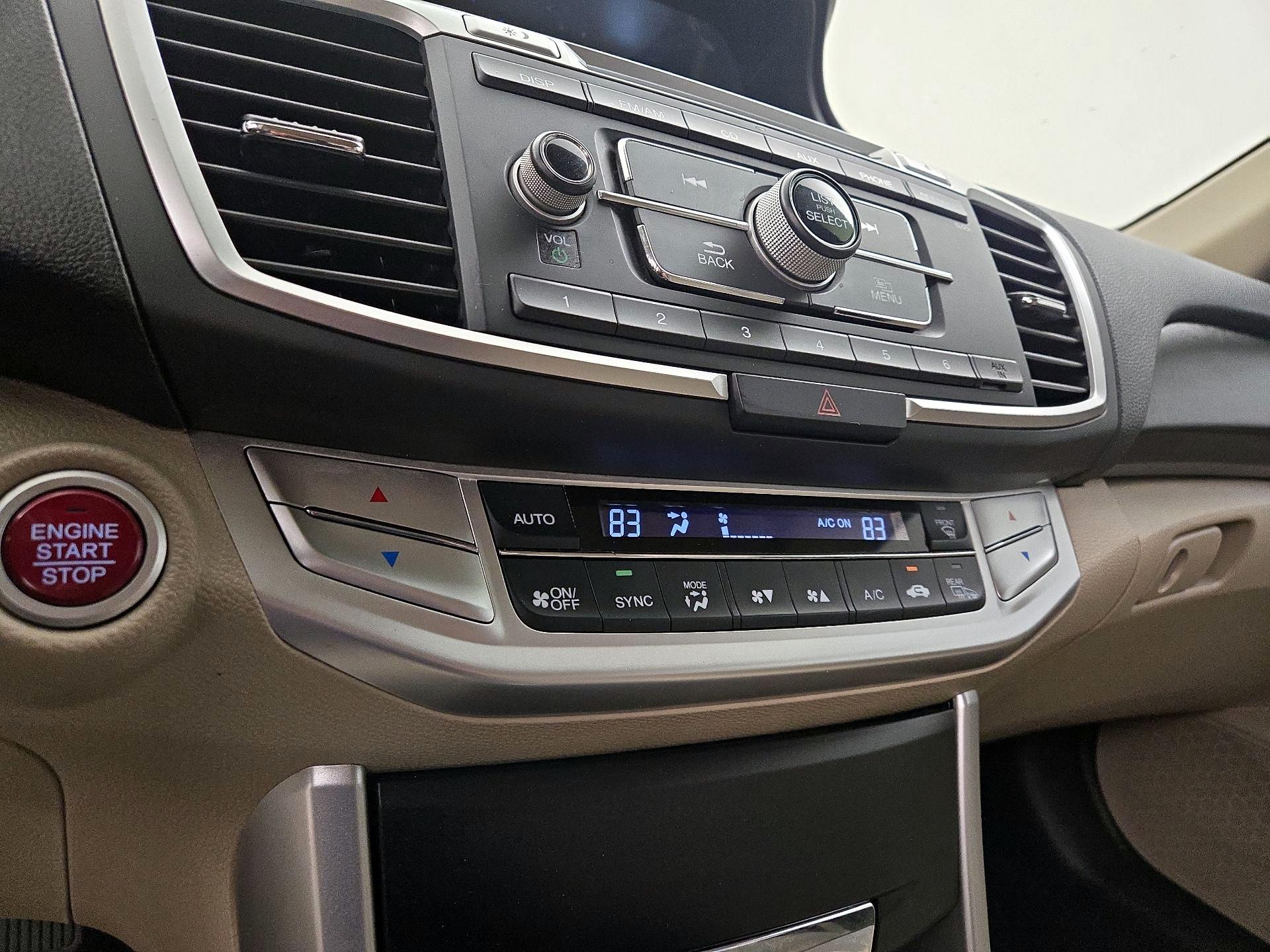 Thumbnail: 2015 Honda Accord - 16