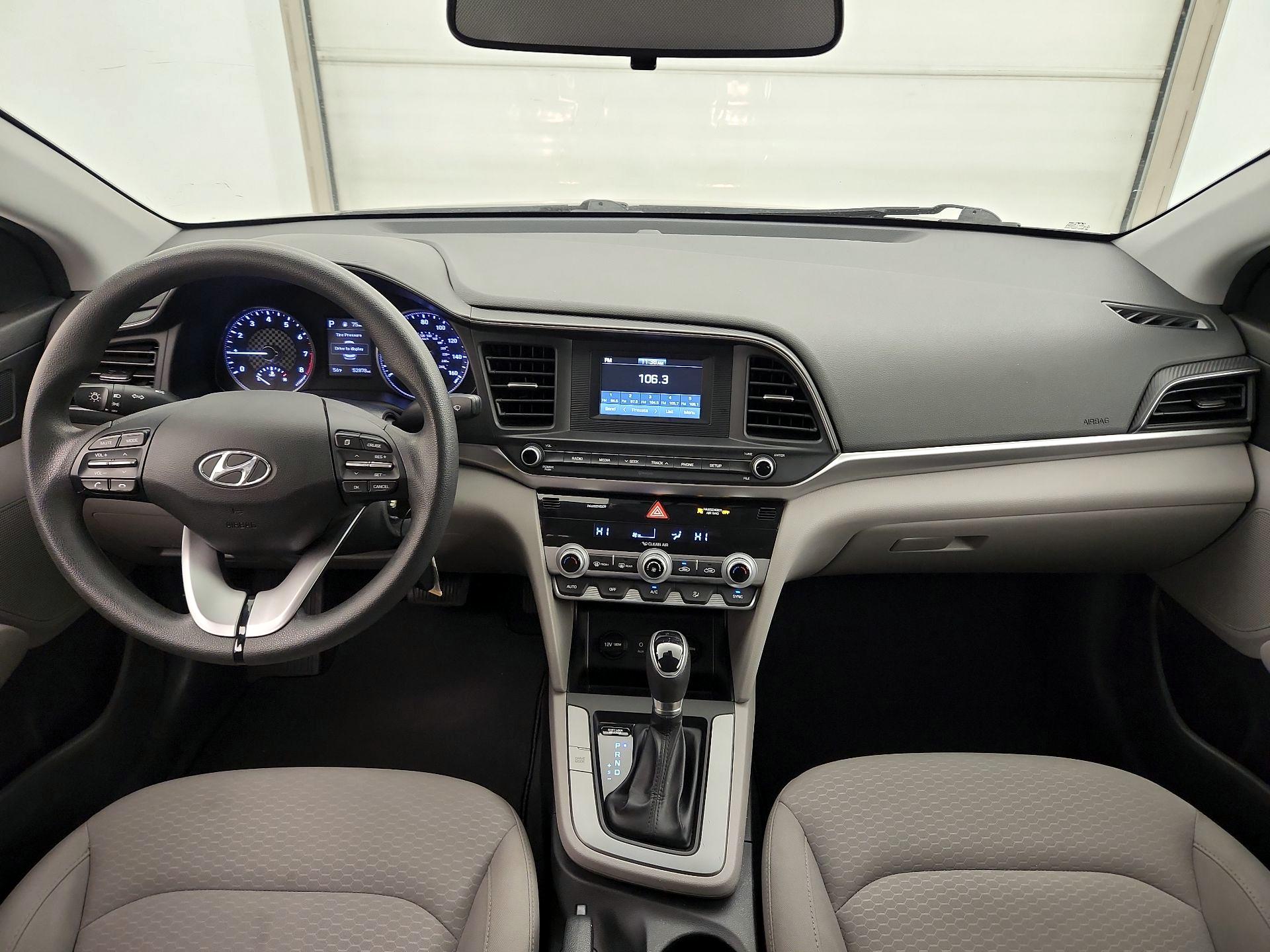 Thumbnail: 2020 Hyundai Elantra - 9