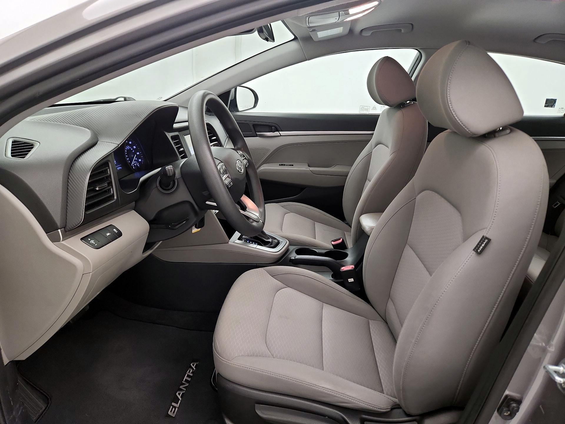 Thumbnail: 2020 Hyundai Elantra - 11