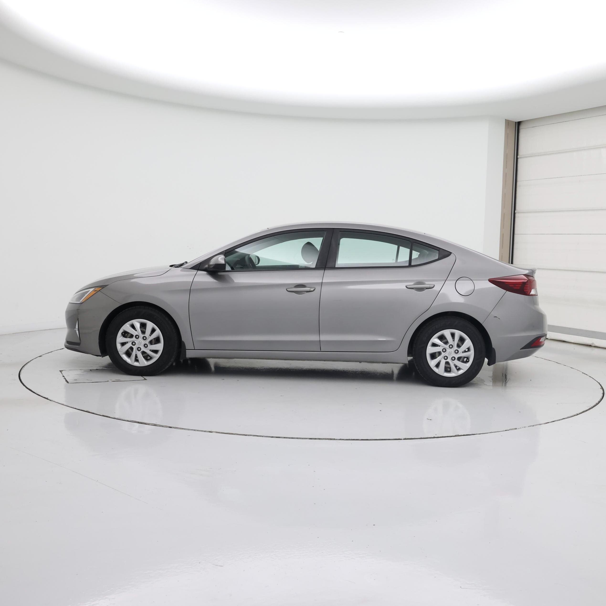 Thumbnail: 2020 Hyundai Elantra - 3