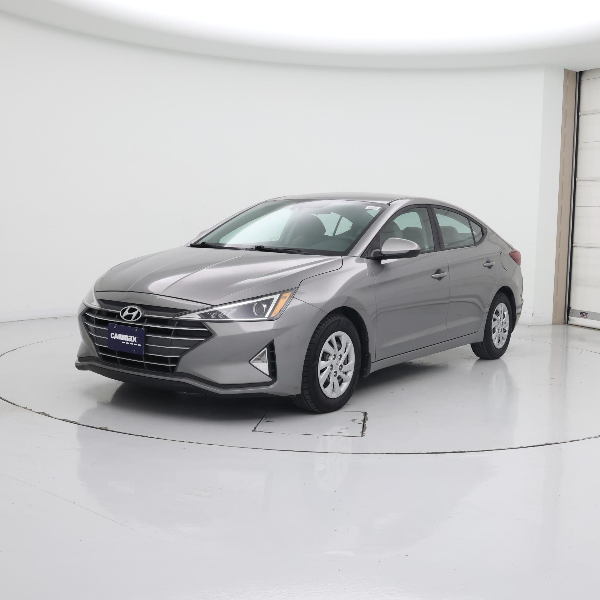 Thumbnail: 2020 Hyundai Elantra - 4