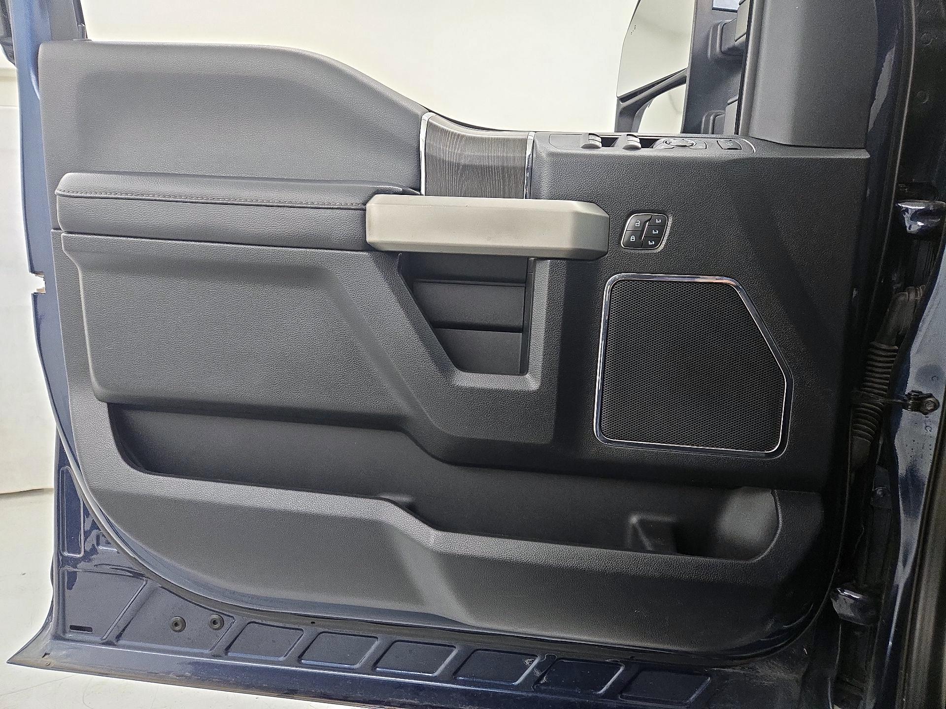 Thumbnail: 2020 Ford F-350 - 12