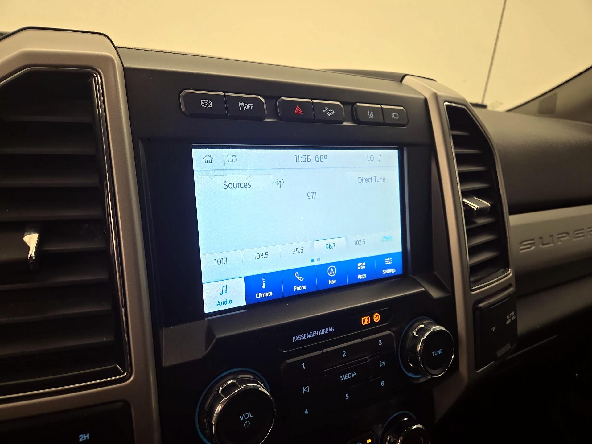 Thumbnail: 2020 Ford F-350 - 16