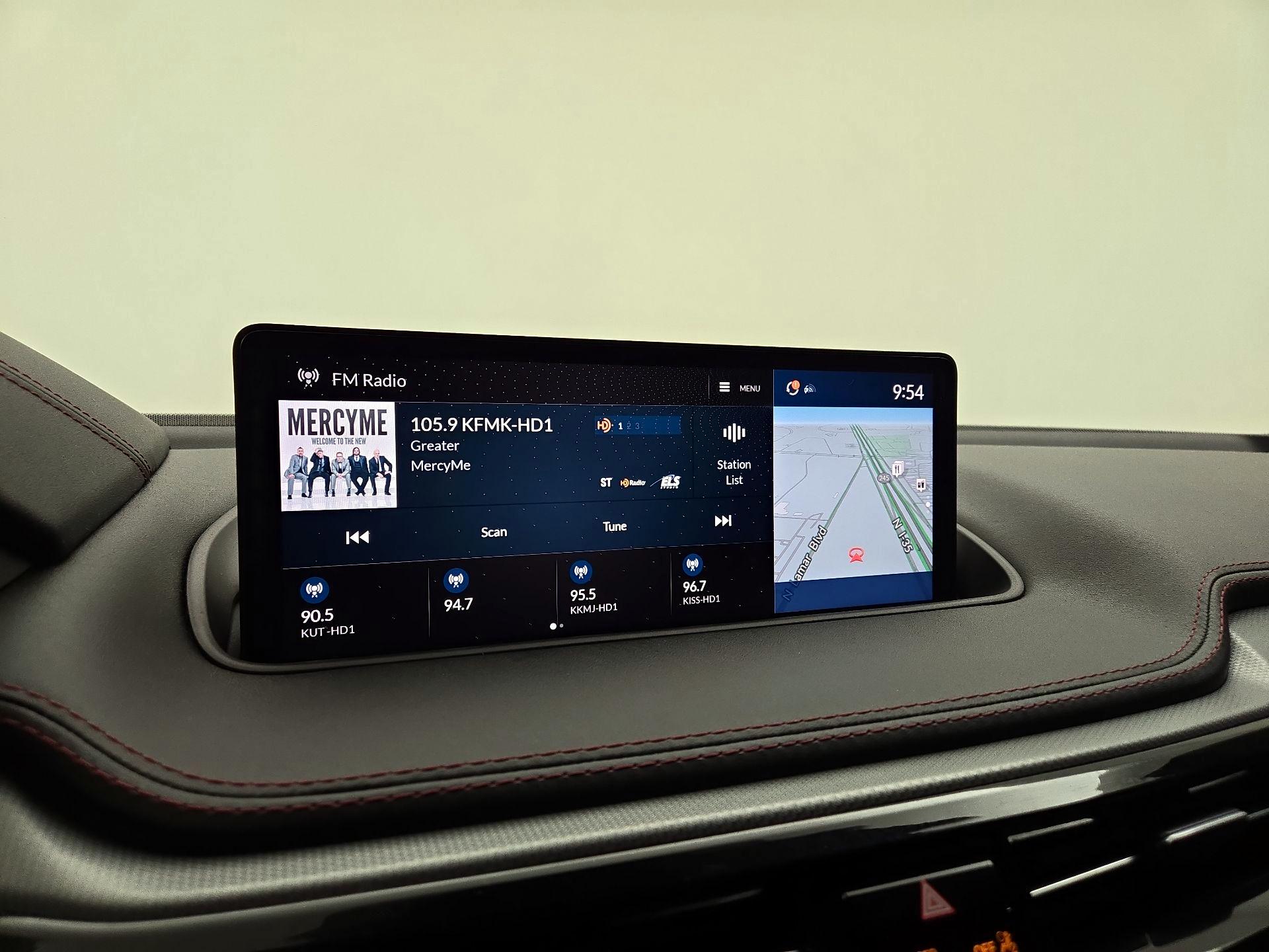 Thumbnail: 2022 Acura MDX - 16