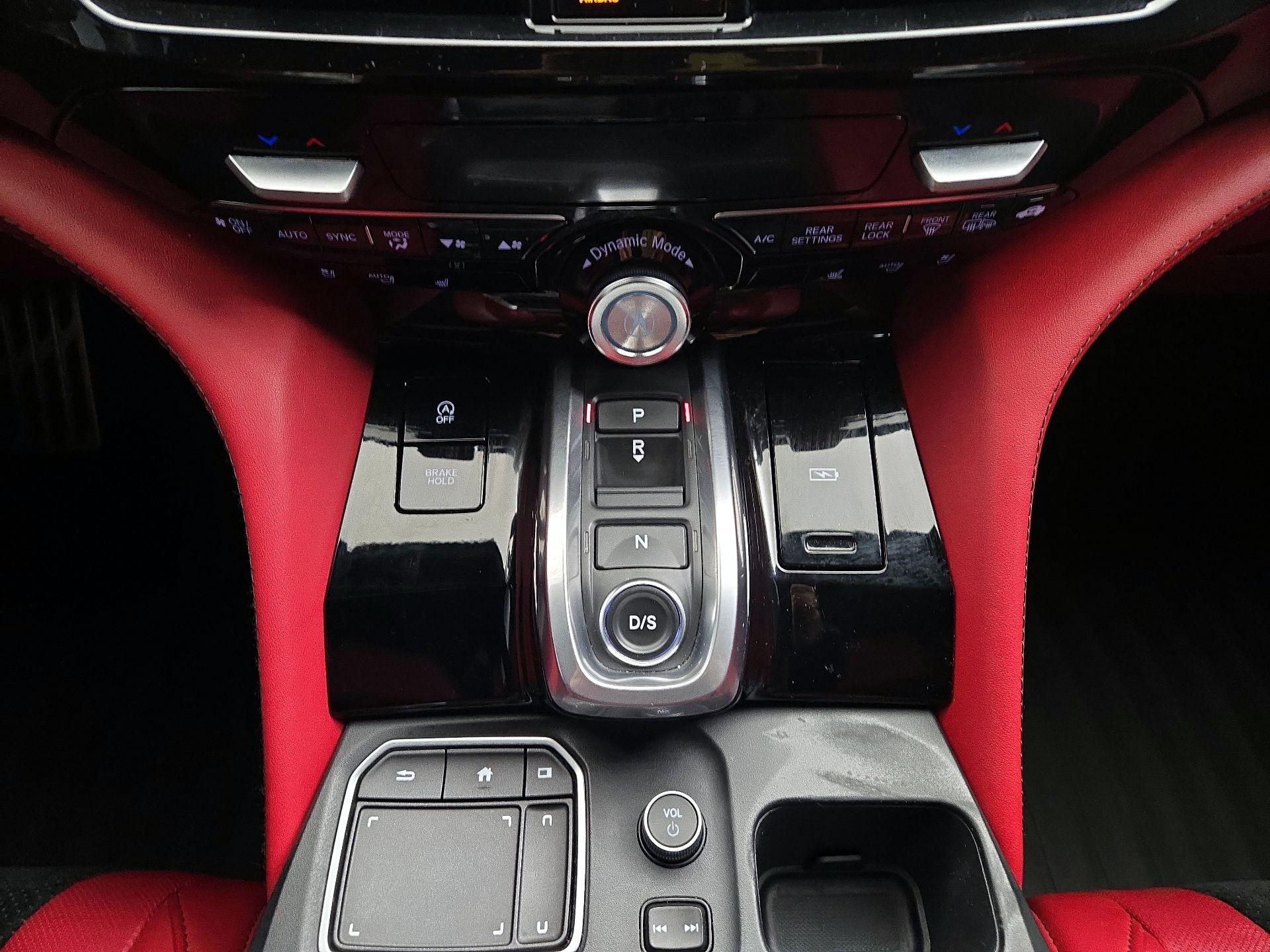 Thumbnail: 2022 Acura MDX - 18