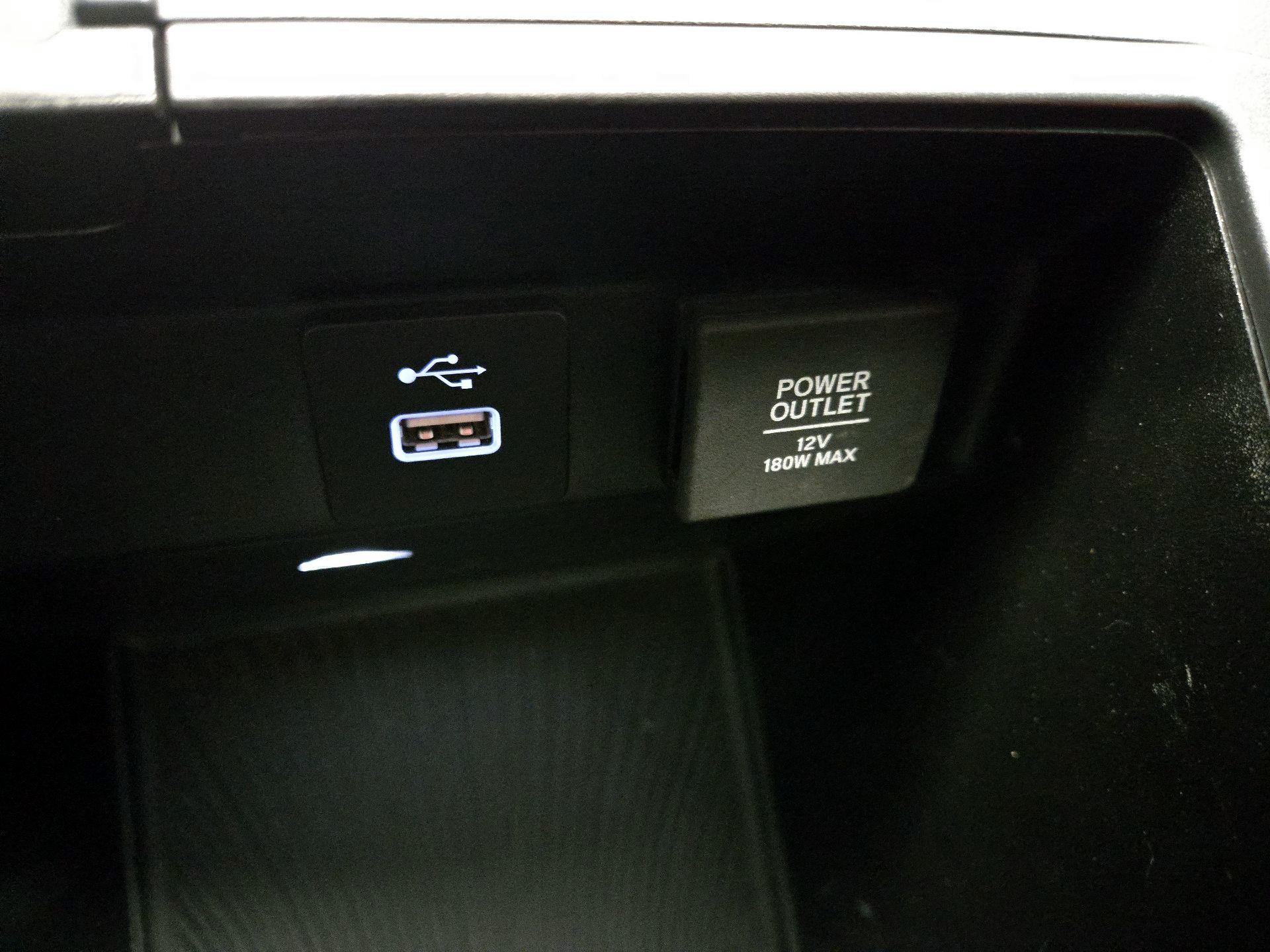 Thumbnail: 2022 Acura MDX - 19