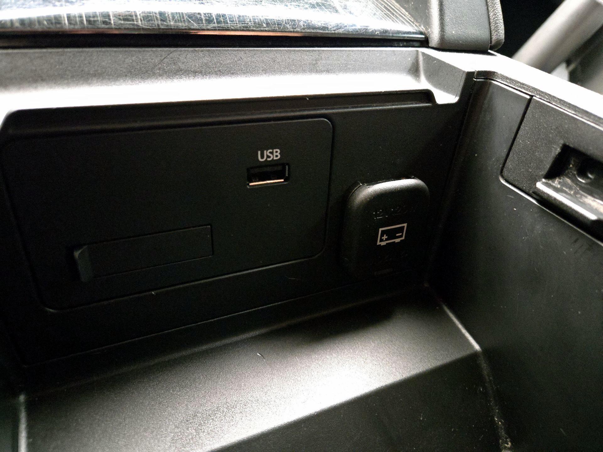 Thumbnail: 2019 Mazda Mazda3 - 18