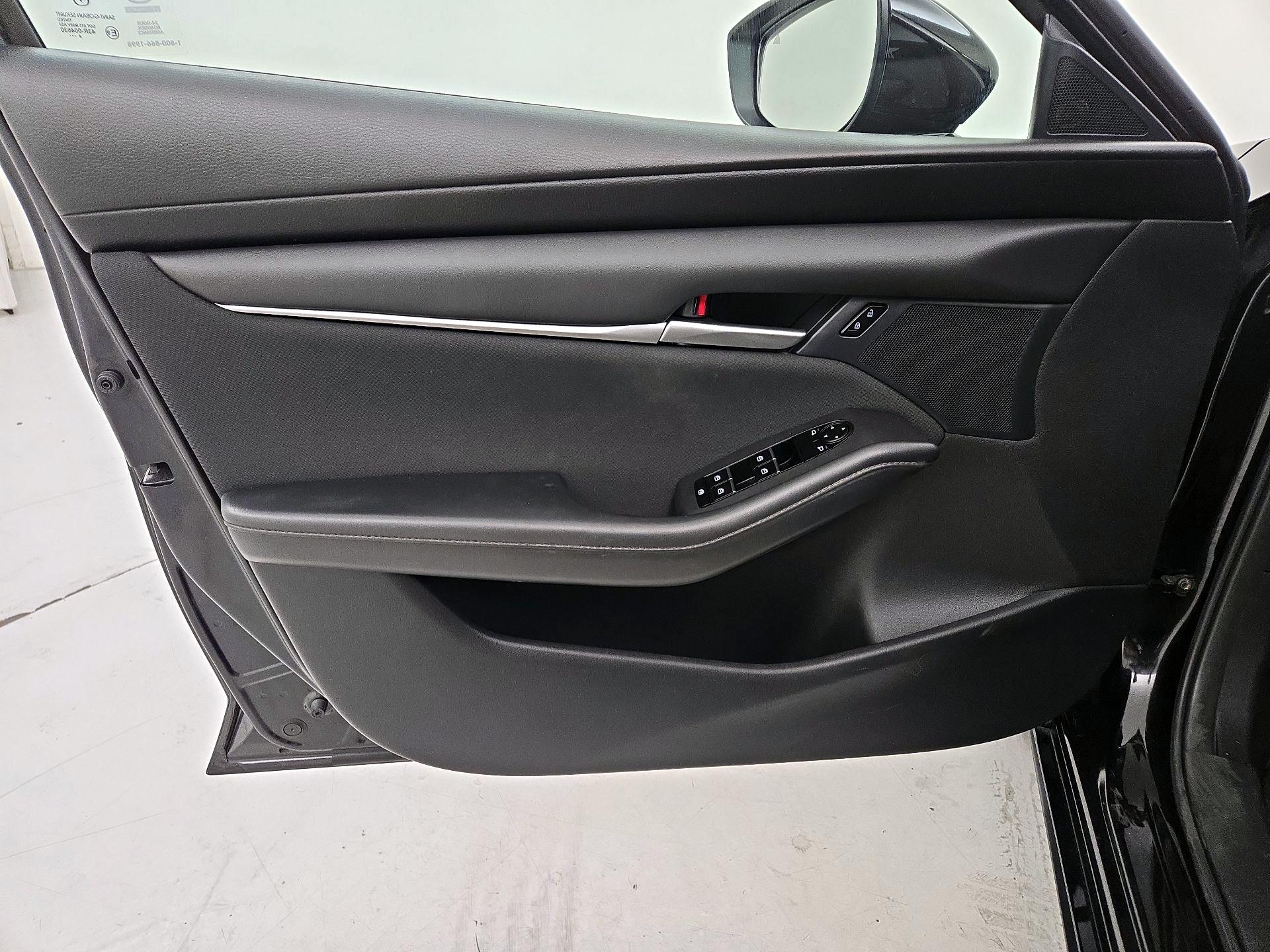 Thumbnail: 2025 Mazda Mazda3 - 12