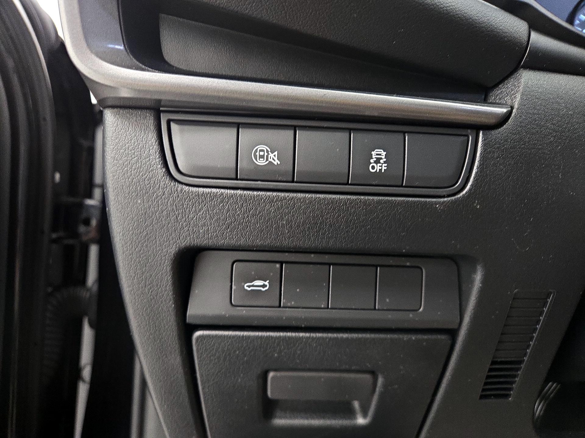 Thumbnail: 2025 Mazda Mazda3 - 13