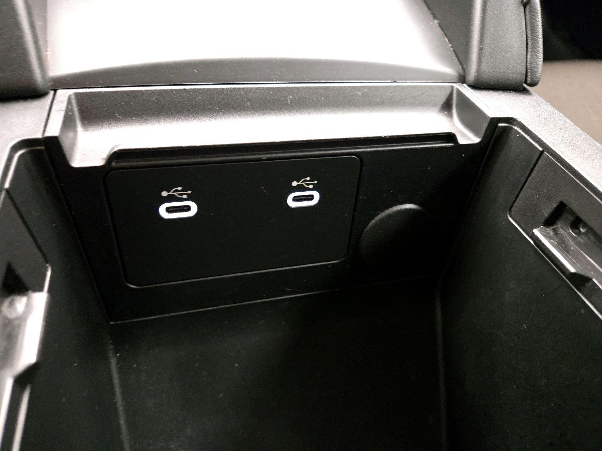 Thumbnail: 2025 Mazda Mazda3 - 18