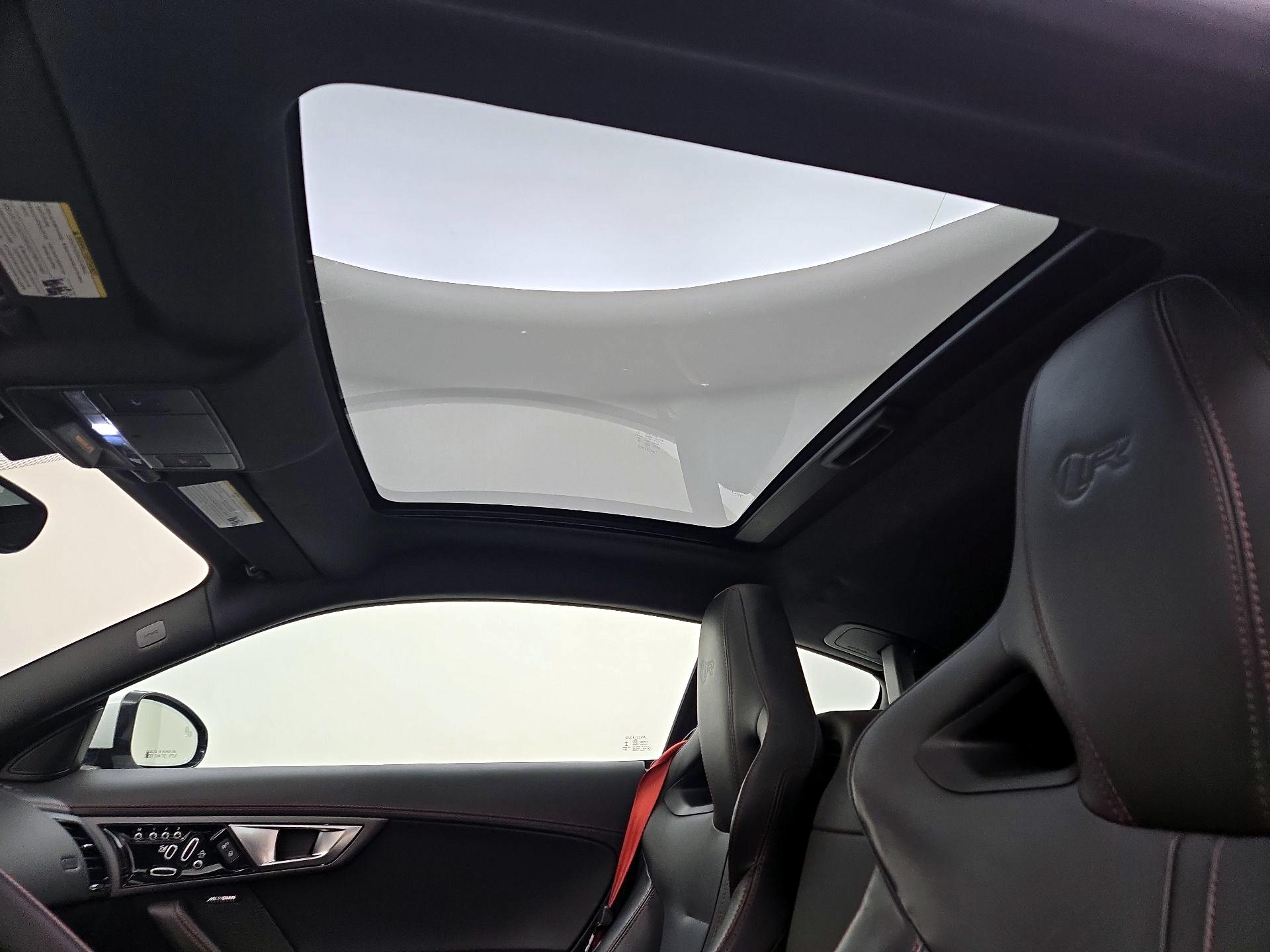 Thumbnail: 2017 Jaguar F-Type - 20