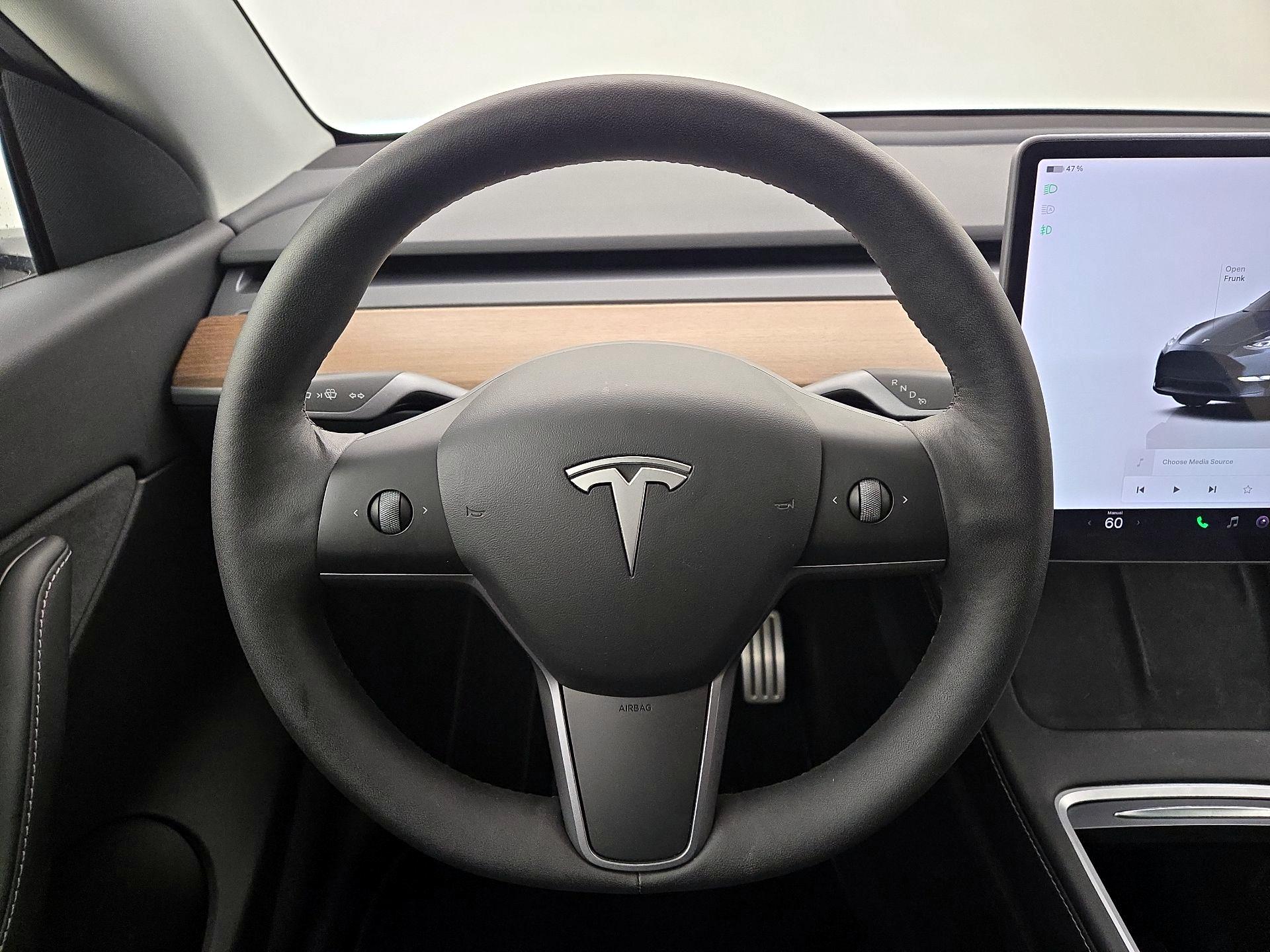 Thumbnail: 2022 Tesla Model Y - 10