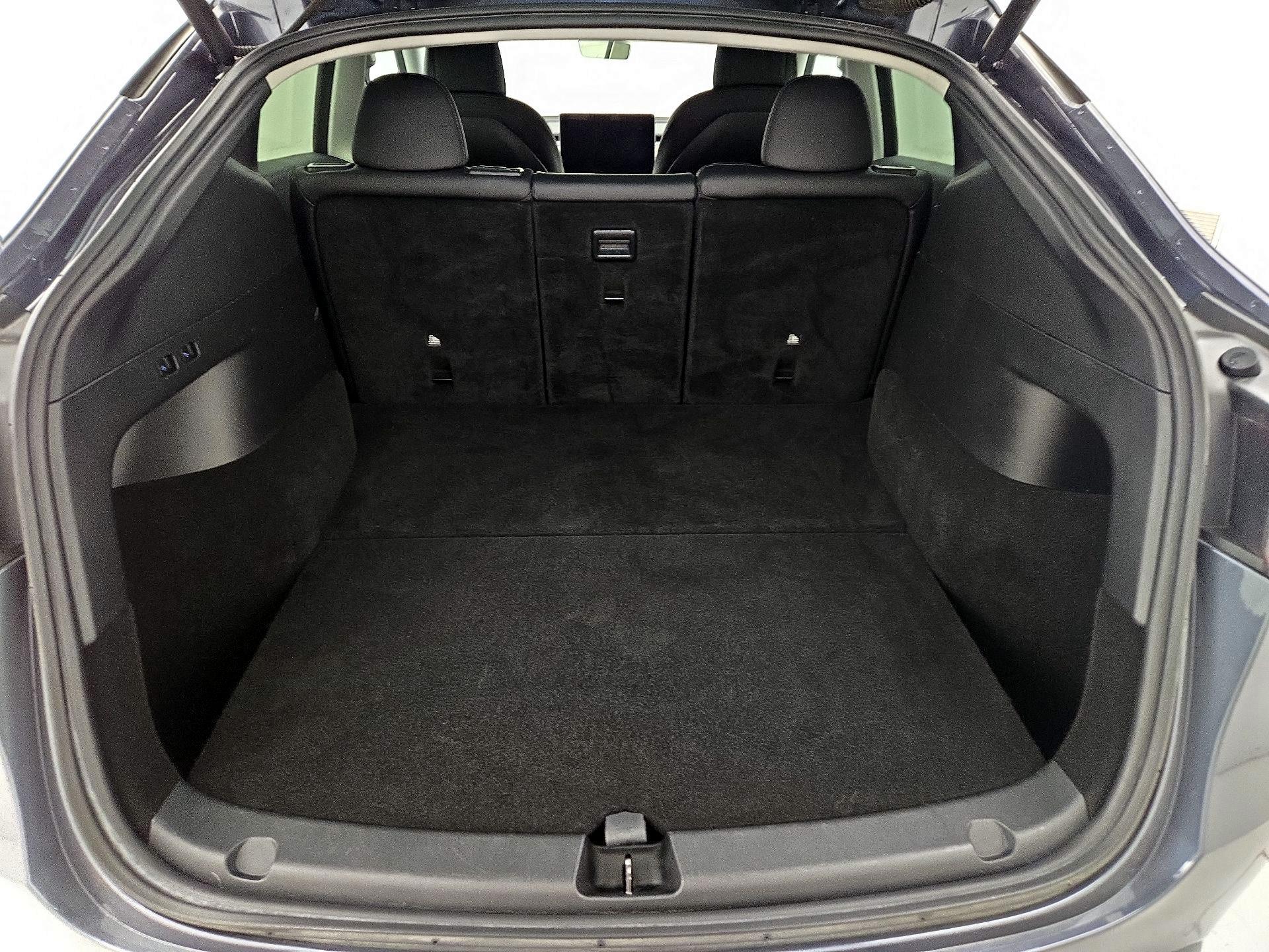 Thumbnail: 2022 Tesla Model Y - 20