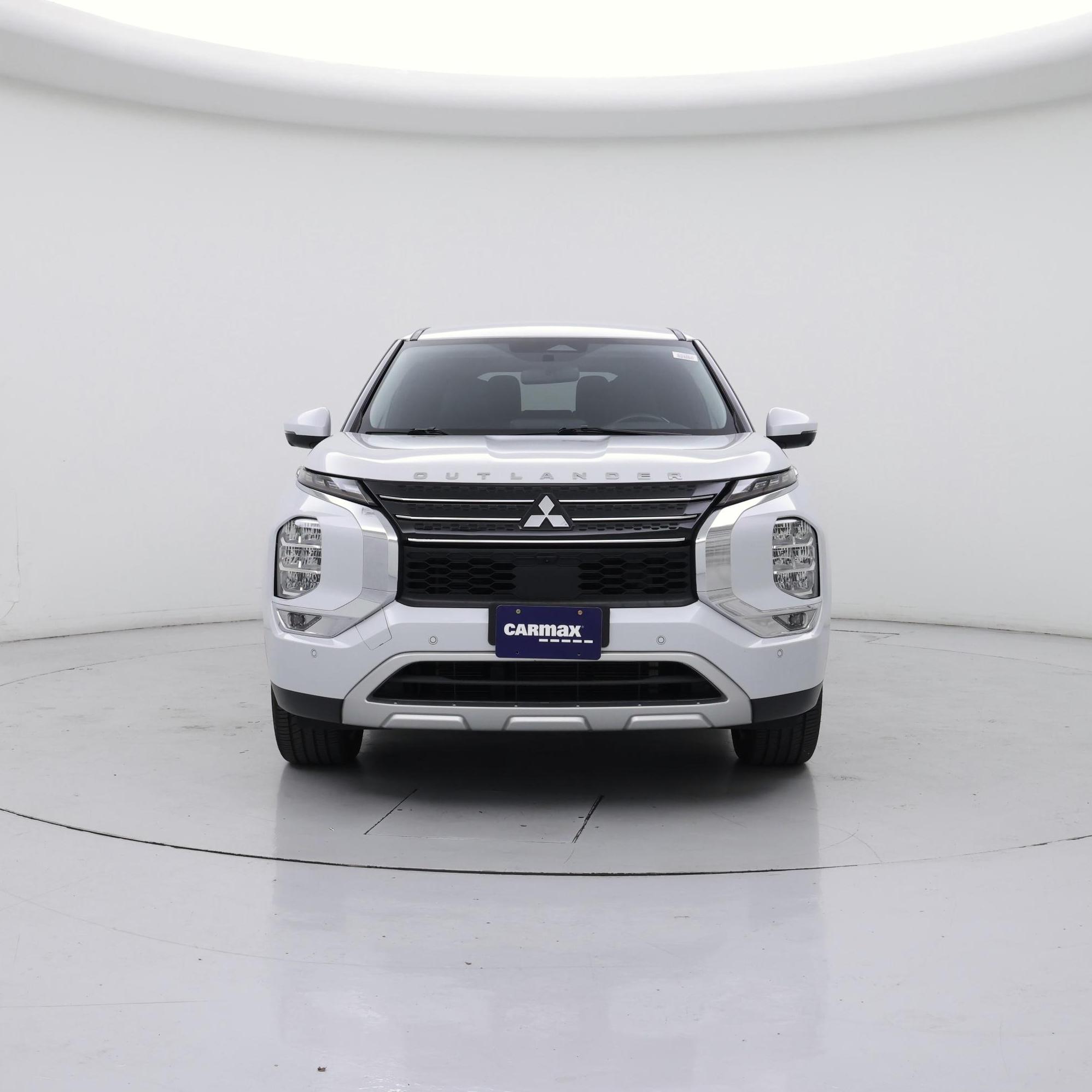 Thumbnail: 2023 Mitsubishi Outlander - 5