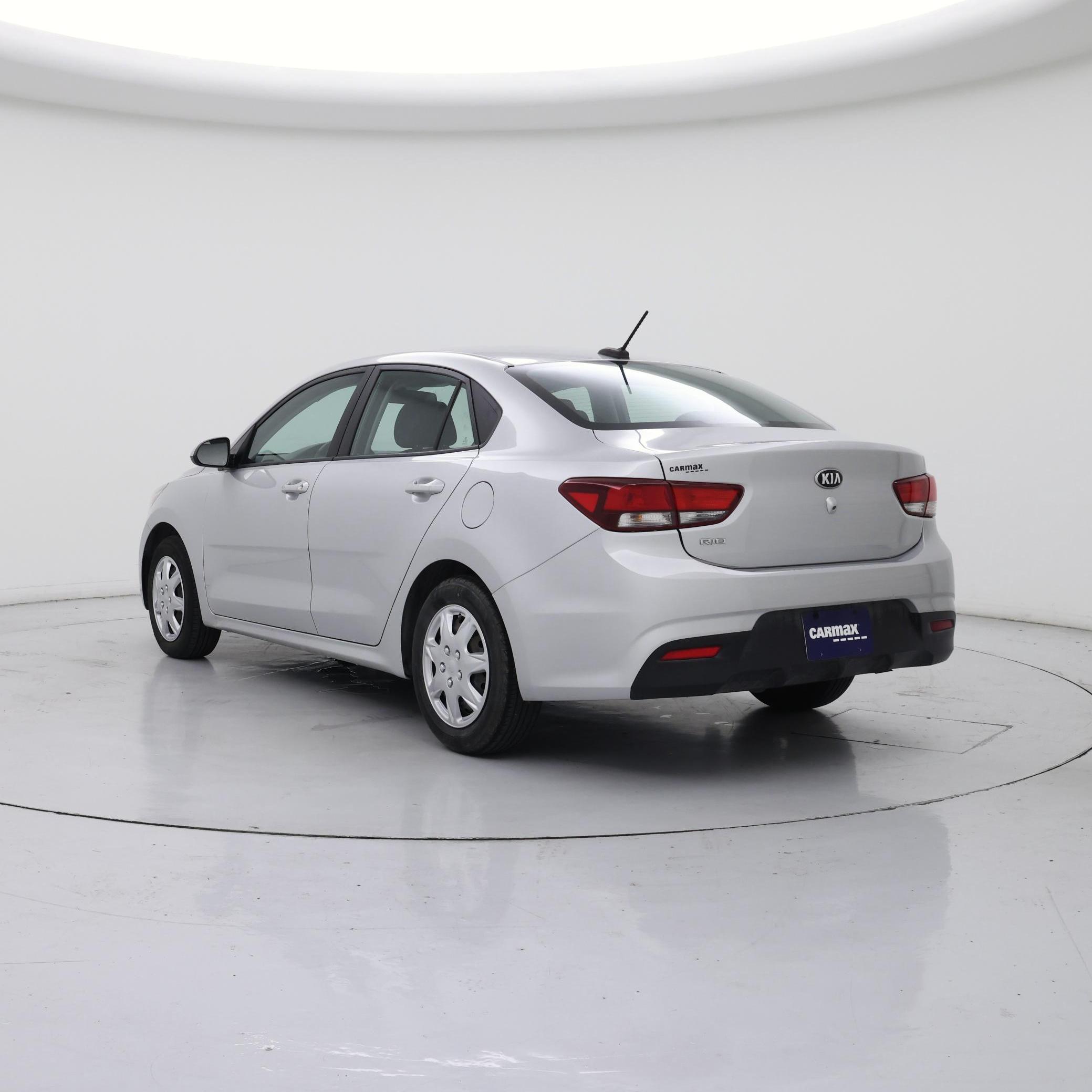 Thumbnail: 2020 Kia Rio - 2