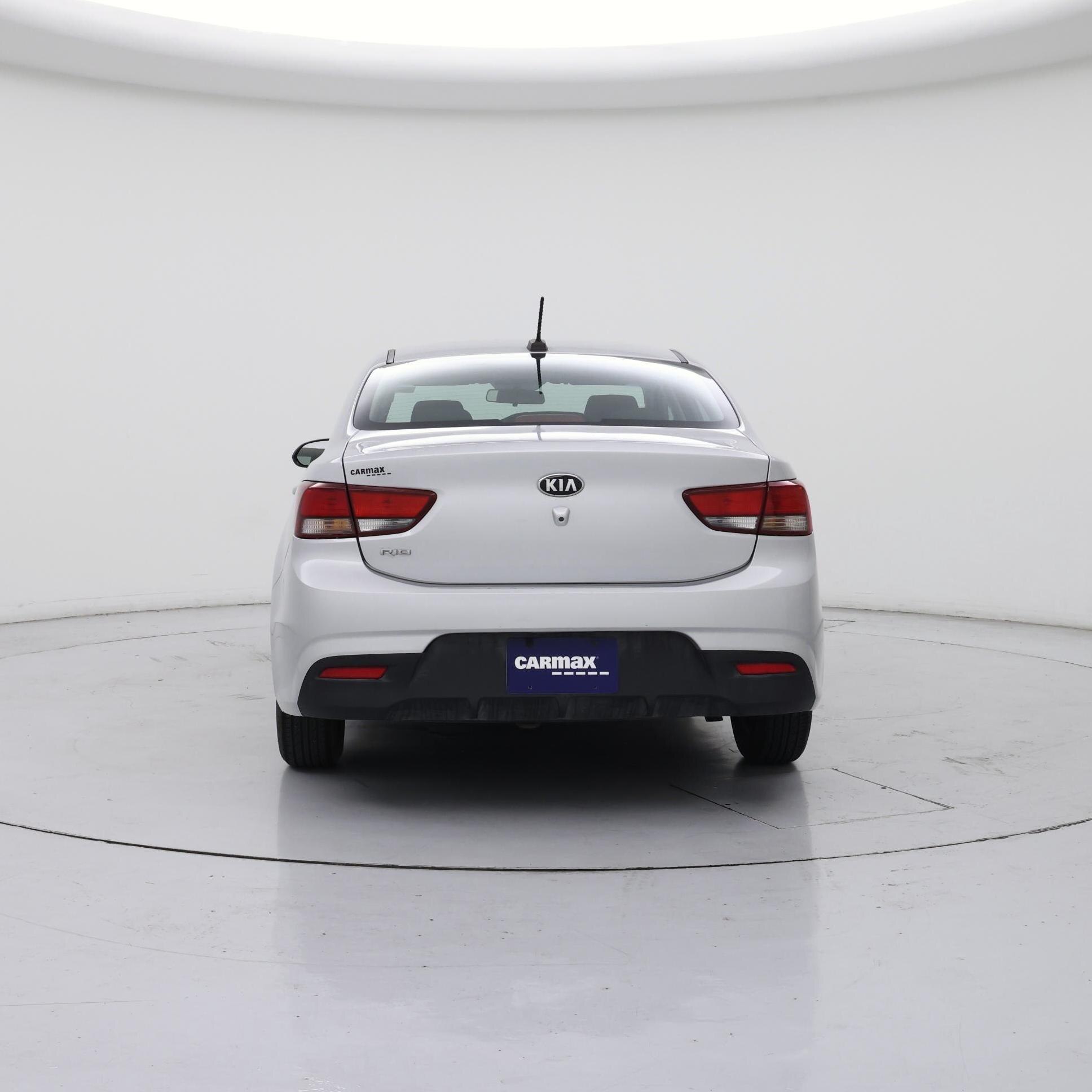 Thumbnail: 2020 Kia Rio - 6