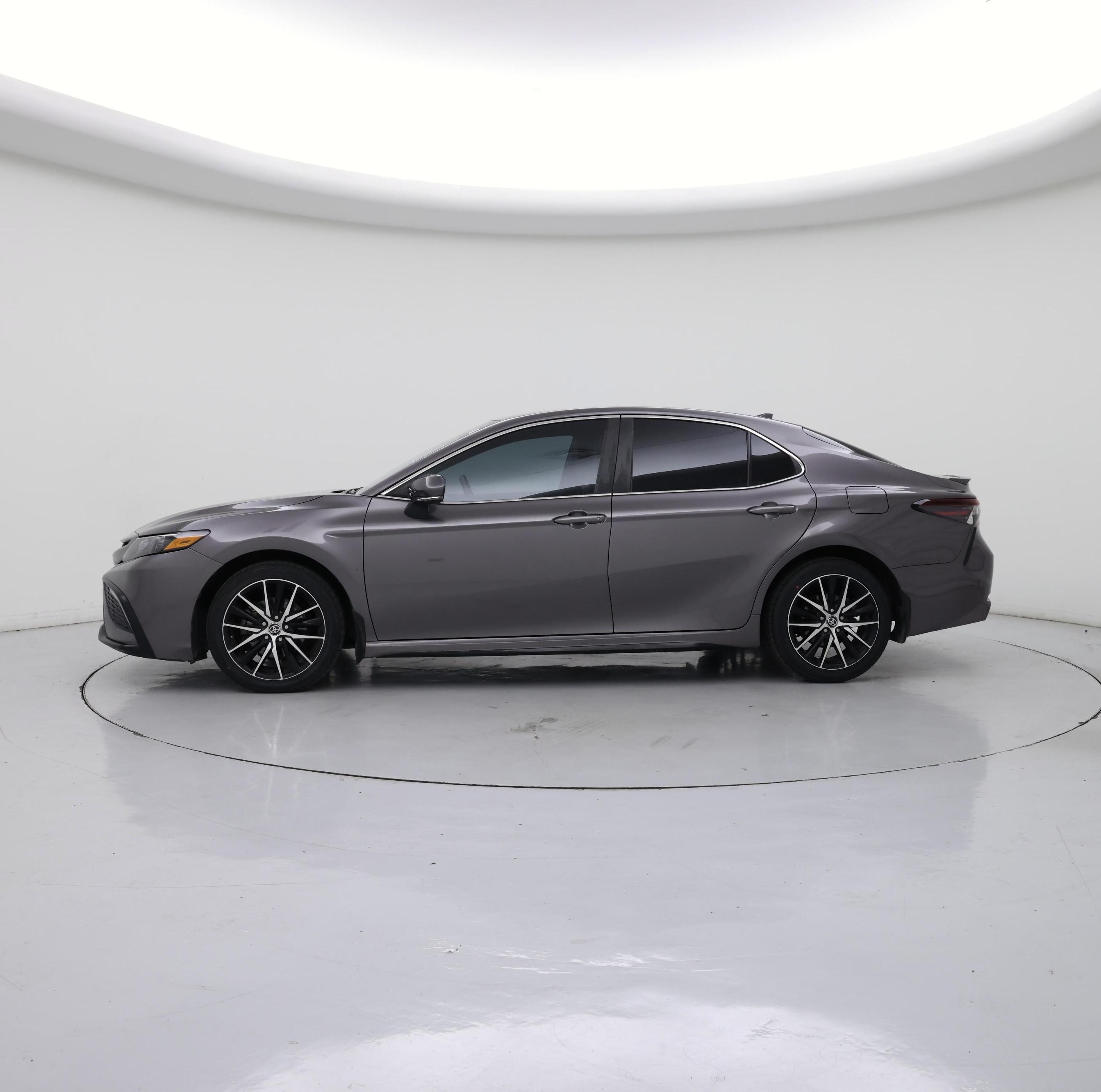 Thumbnail: 2023 Toyota Camry - 3