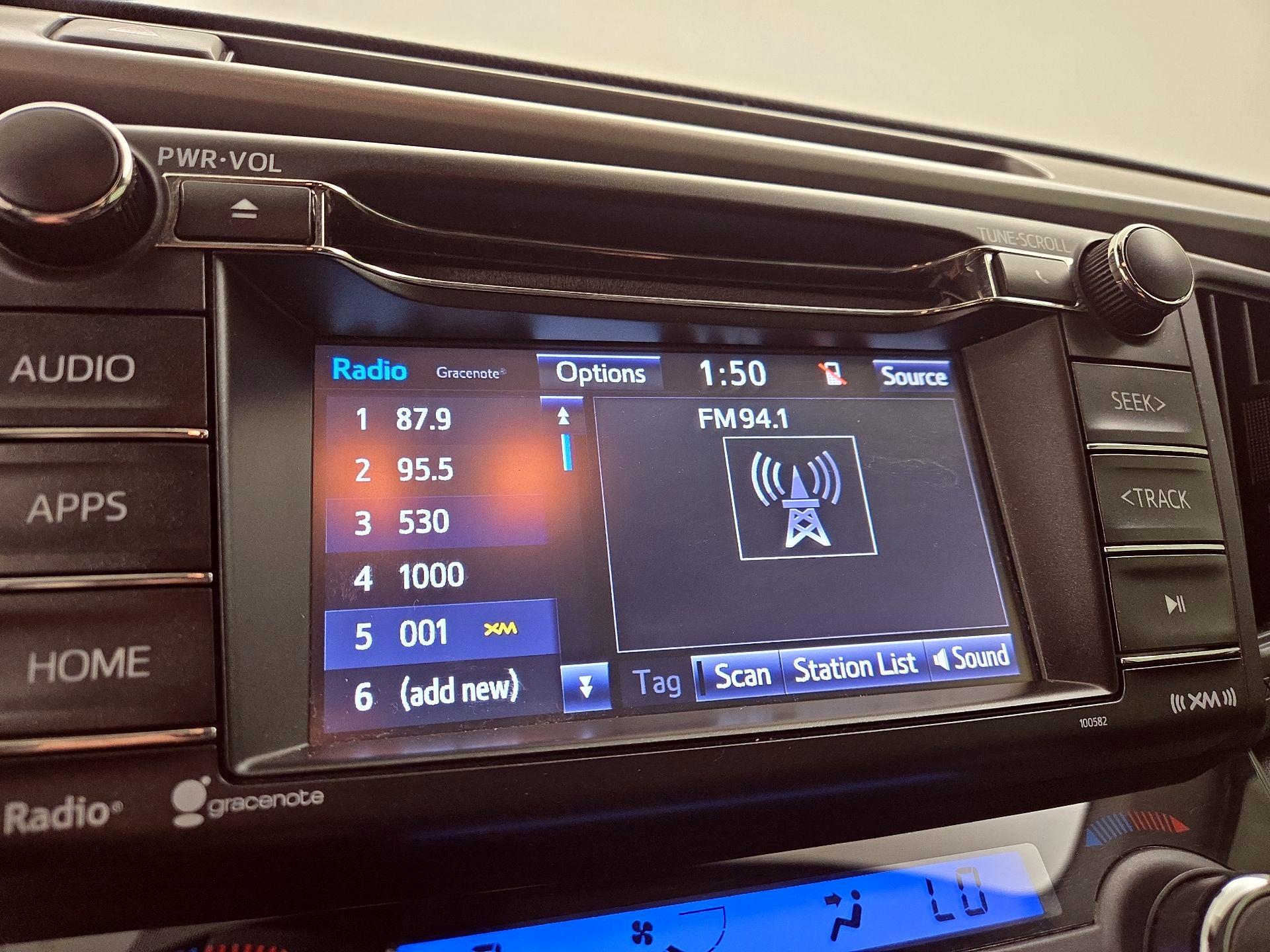 Thumbnail: 2018 Toyota RAV4 - 15