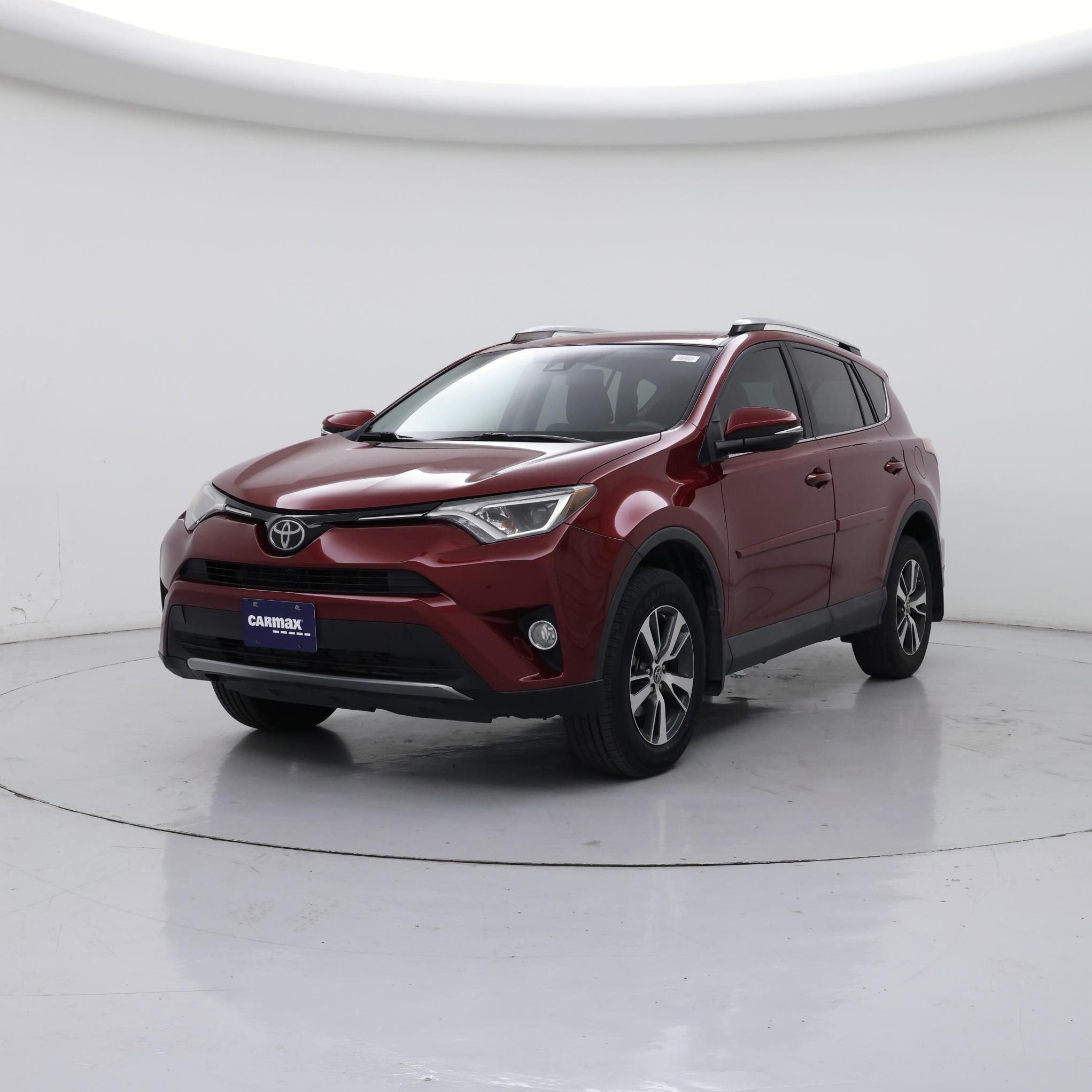Thumbnail: 2018 Toyota RAV4 - 4