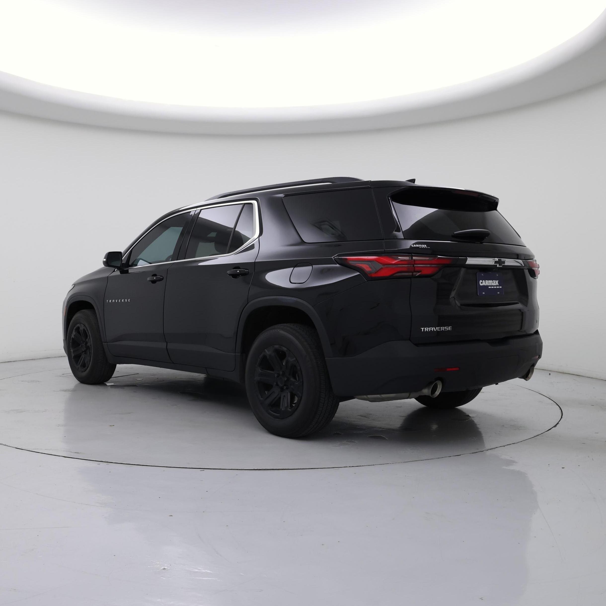 Thumbnail: 2023 Chevrolet Traverse - 2