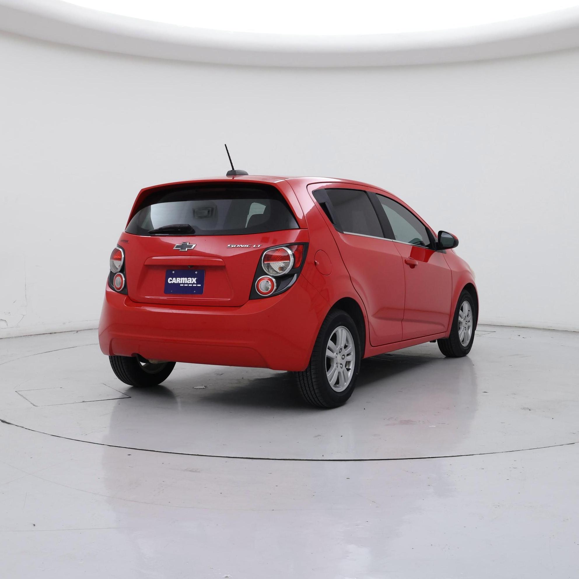 Thumbnail: 2015 Chevrolet Sonic - 8