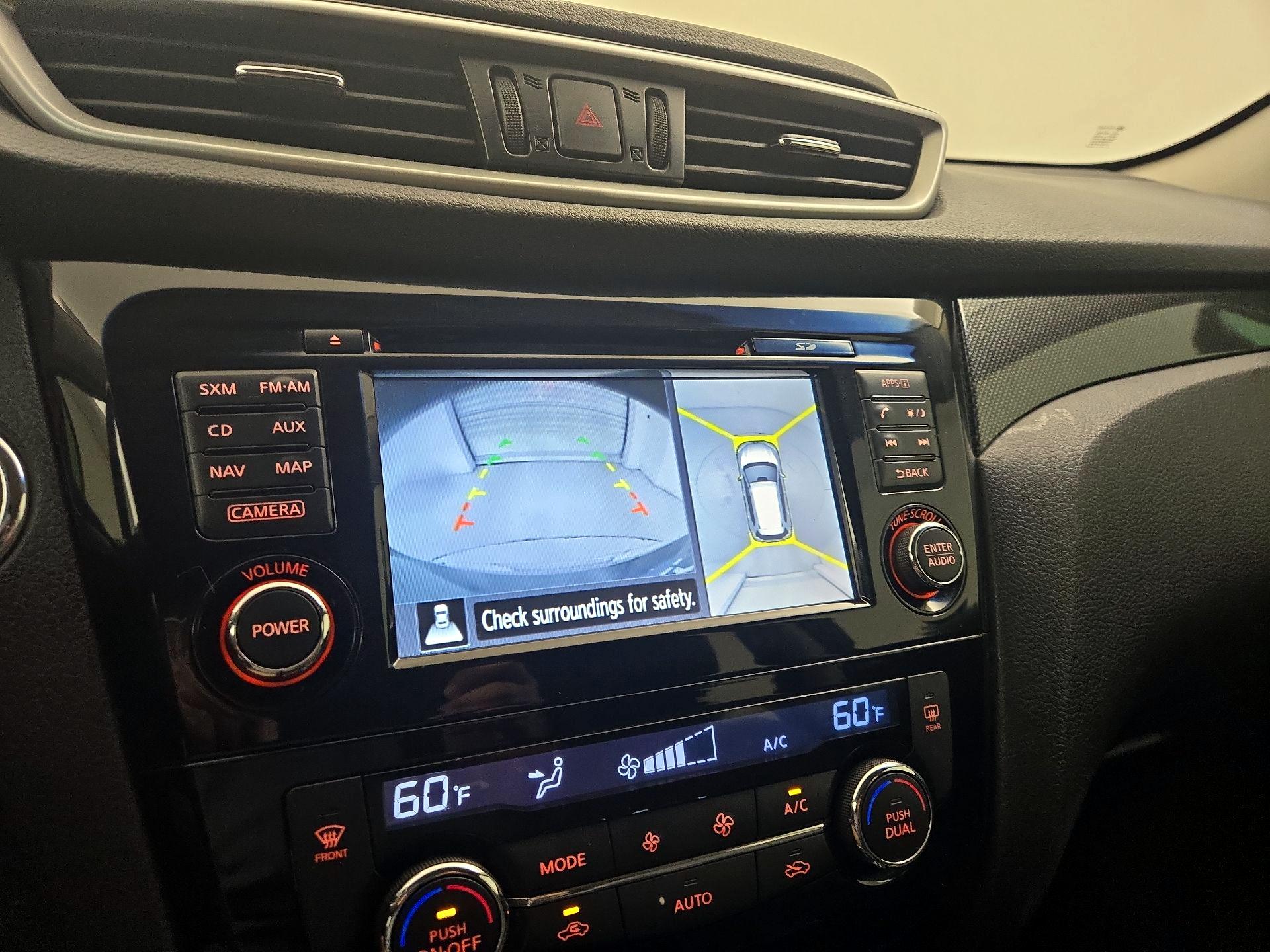 Thumbnail: 2015 Nissan Rogue - 15