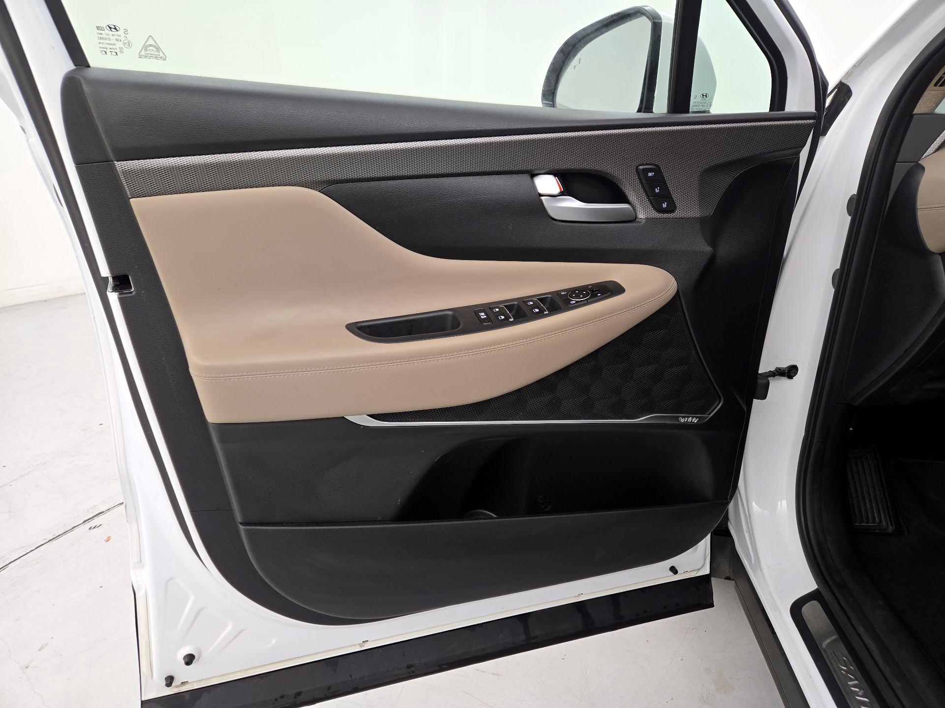 Thumbnail: 2020 Hyundai Santa Fe - 12