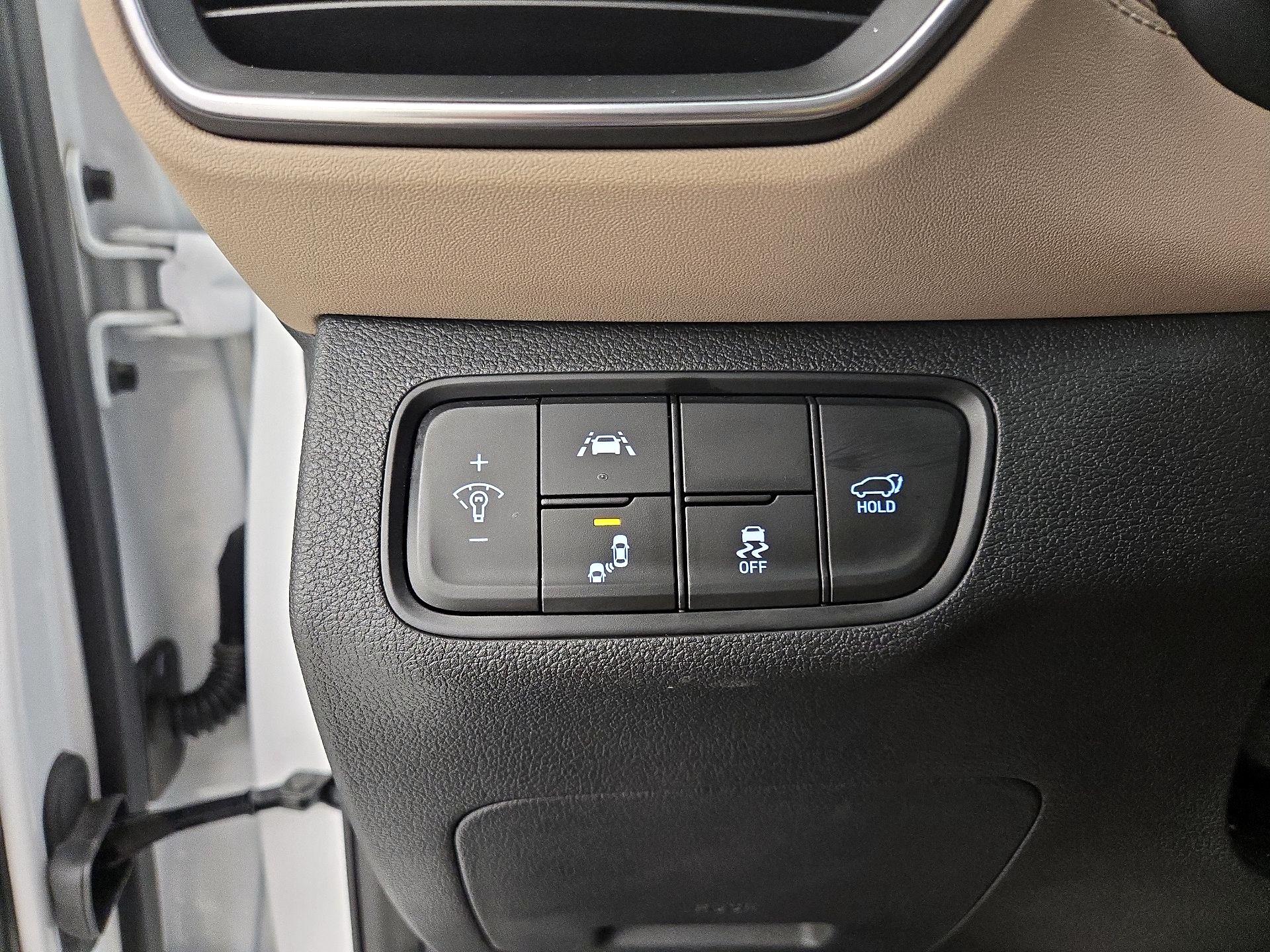 Thumbnail: 2020 Hyundai Santa Fe - 13