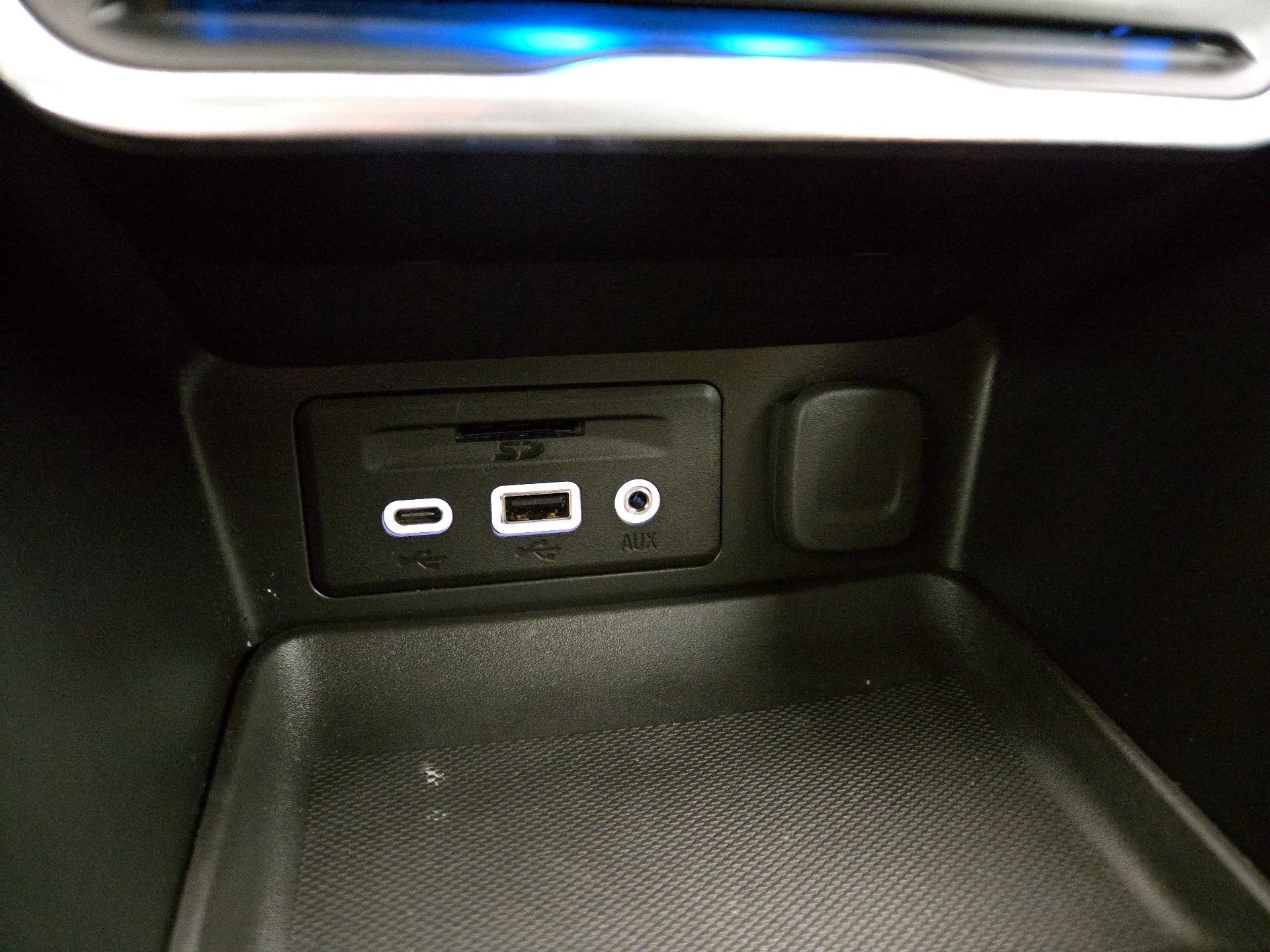 Thumbnail: 2021 GMC Terrain - 18