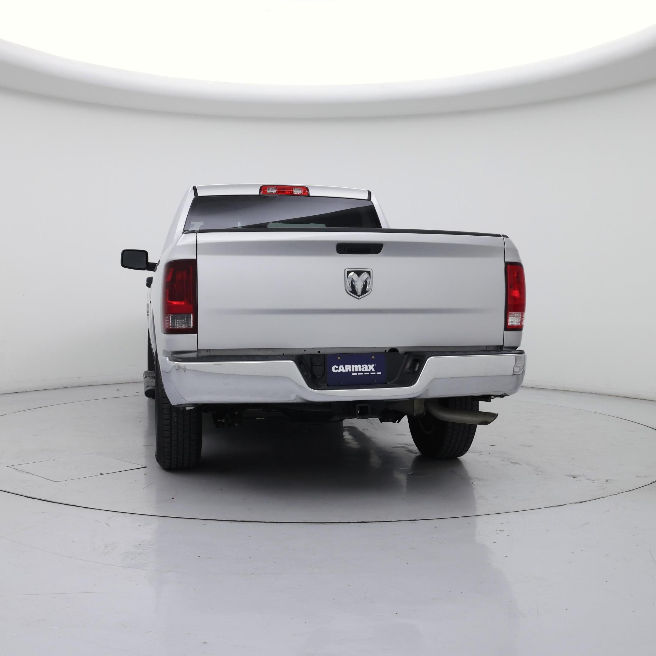 Thumbnail: 2019 RAM 1500 Classic - 6