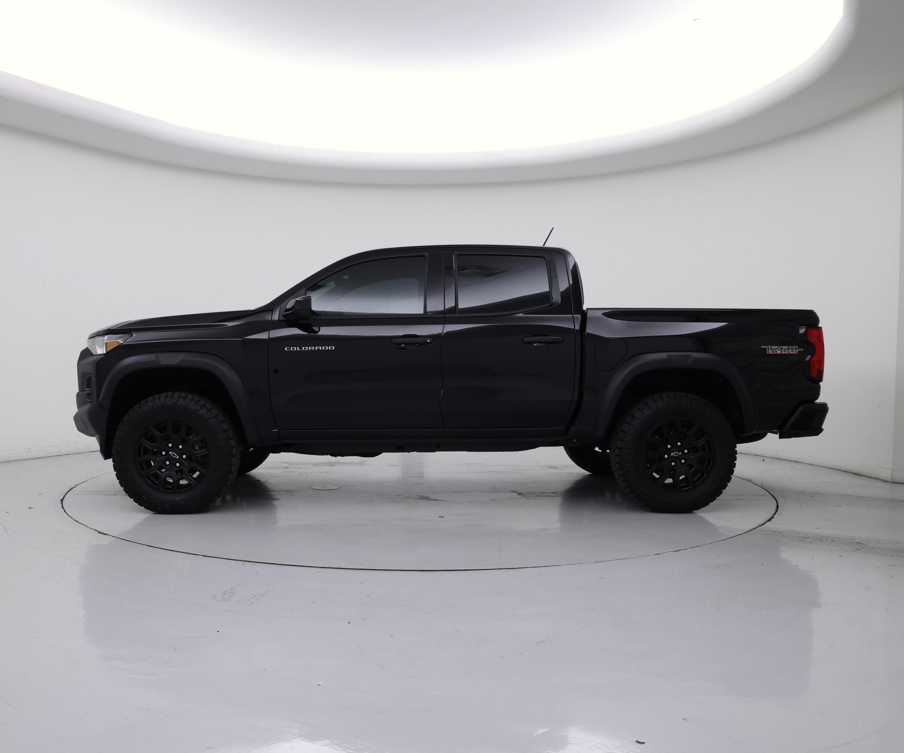Thumbnail: 2026 Chevrolet Colorado - 3