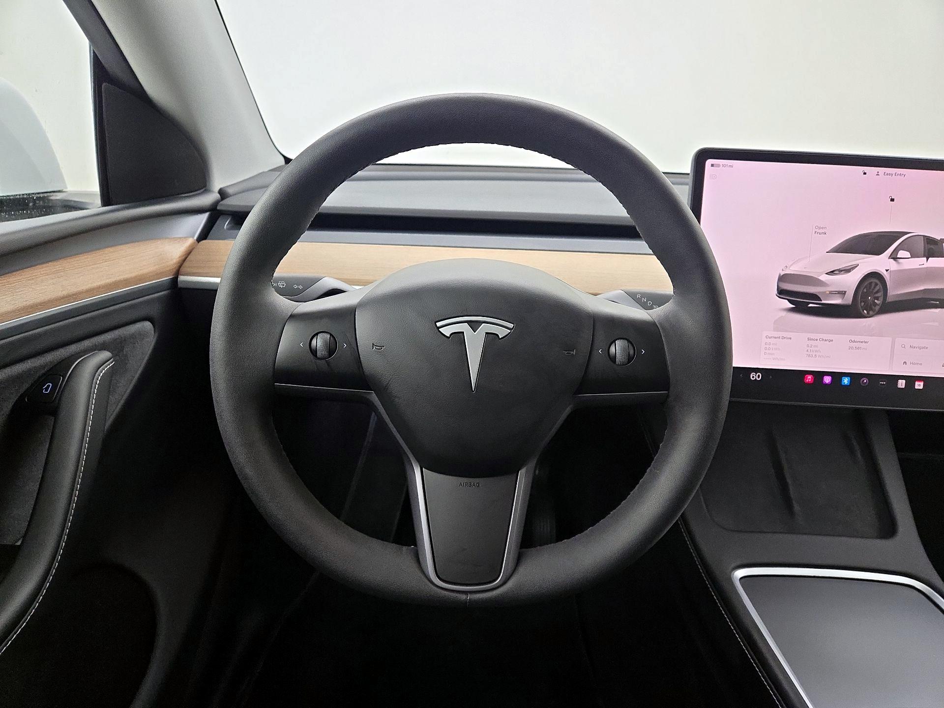 Thumbnail: 2024 Tesla Model Y - 10