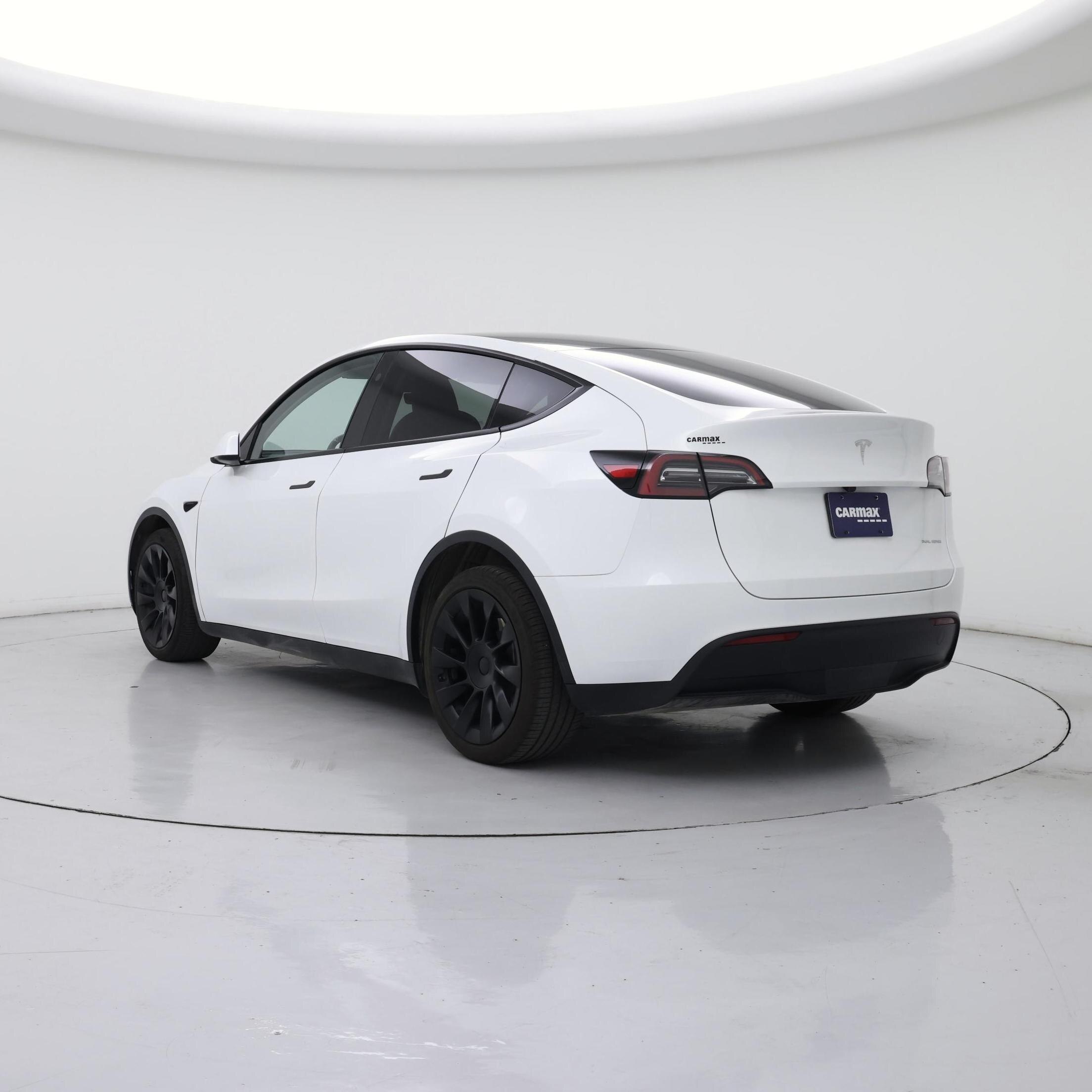 Thumbnail: 2024 Tesla Model Y - 2